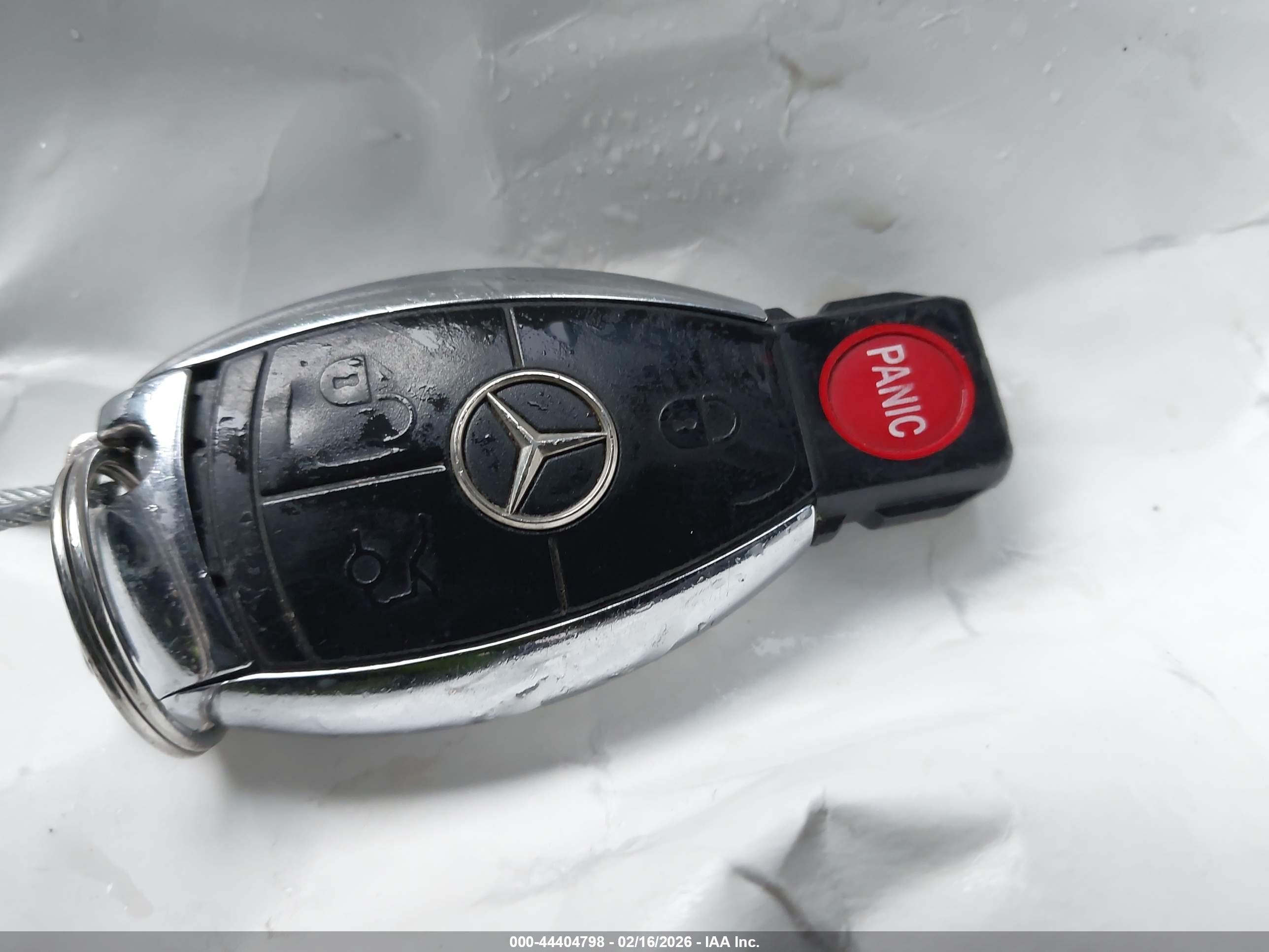 MERCEDES-BENZ C image 11