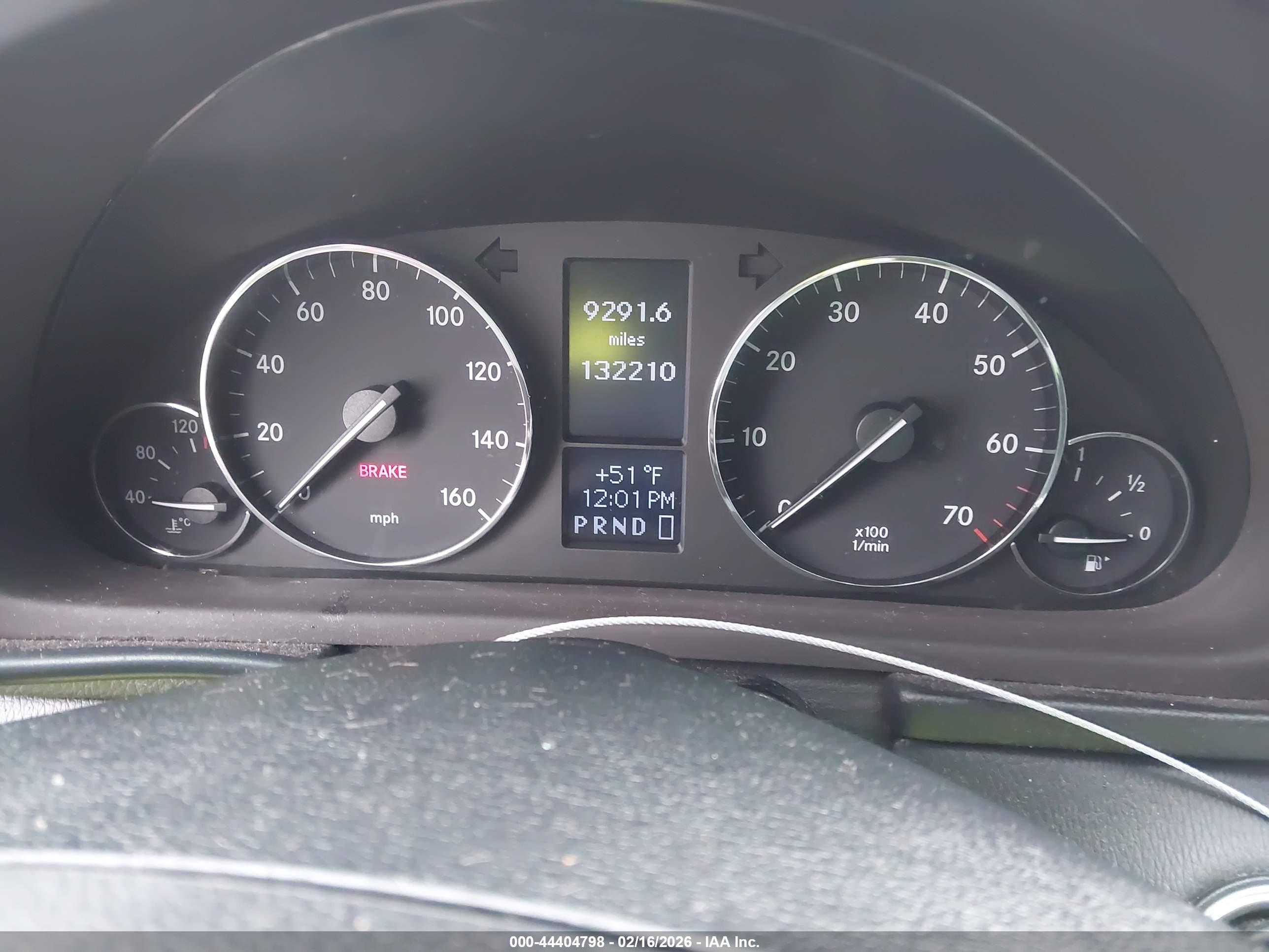 MERCEDES-BENZ C image 7