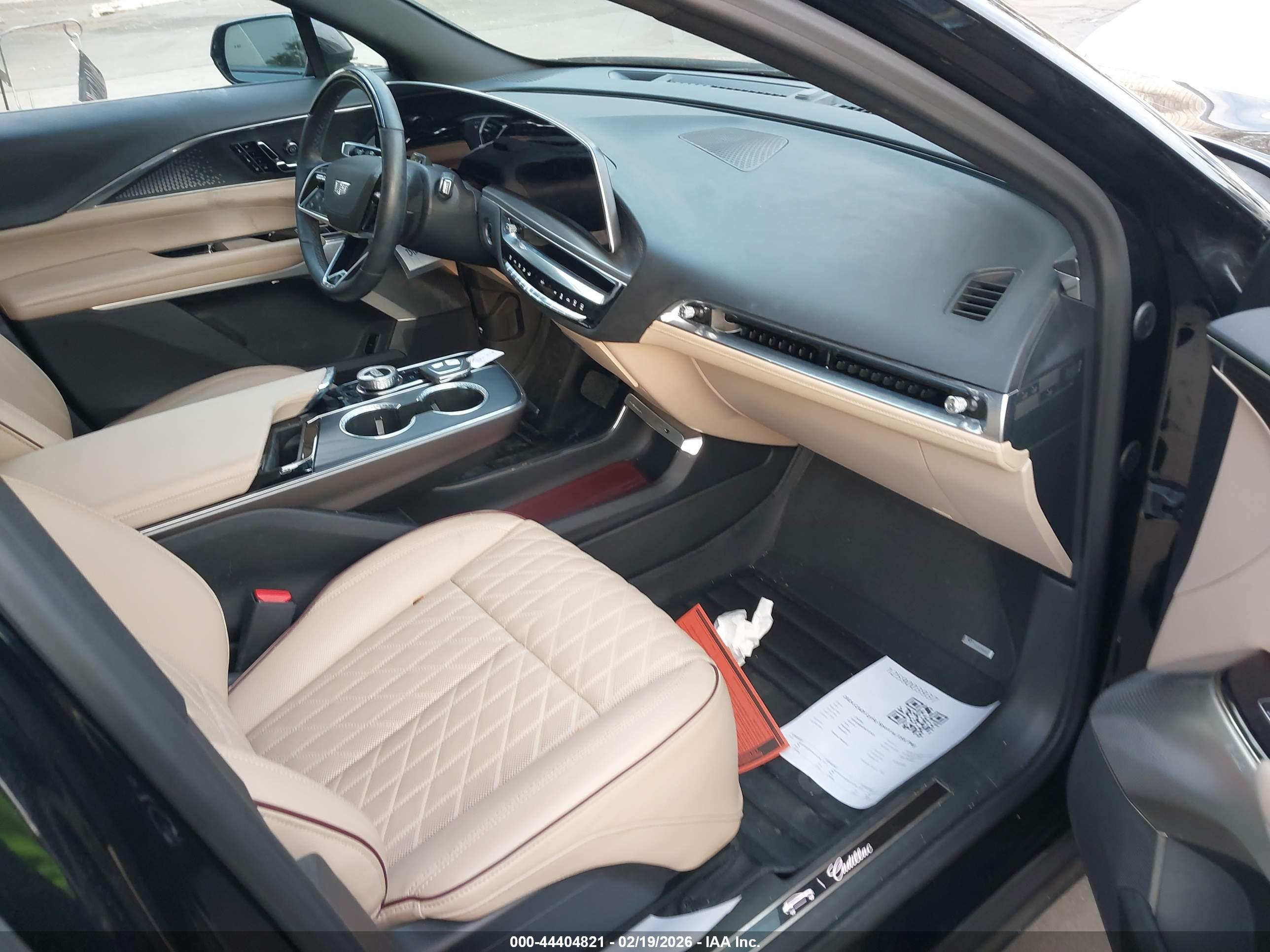 CADILLAC LYRIQ image 5