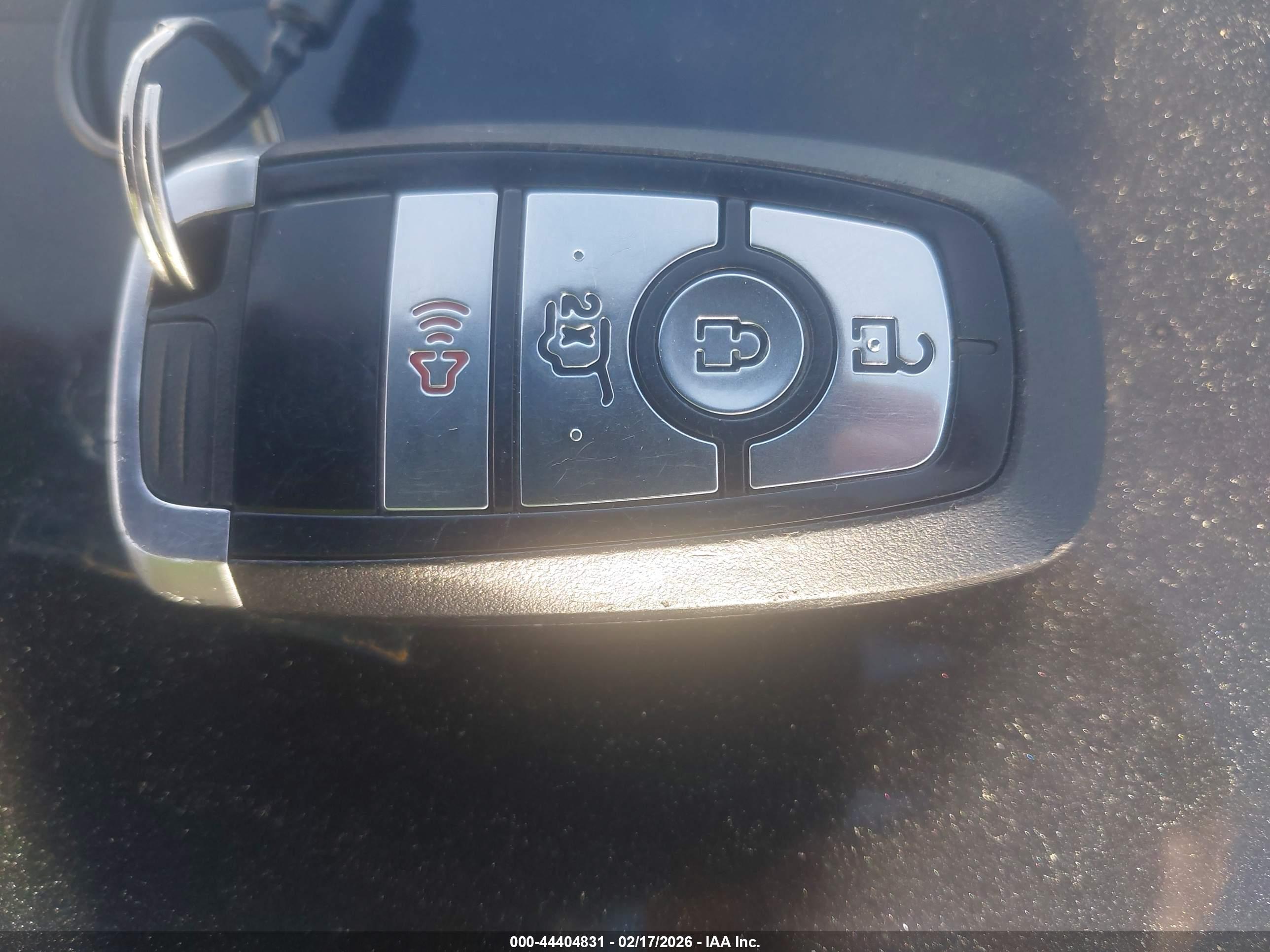 FORD ESCAPE image 11