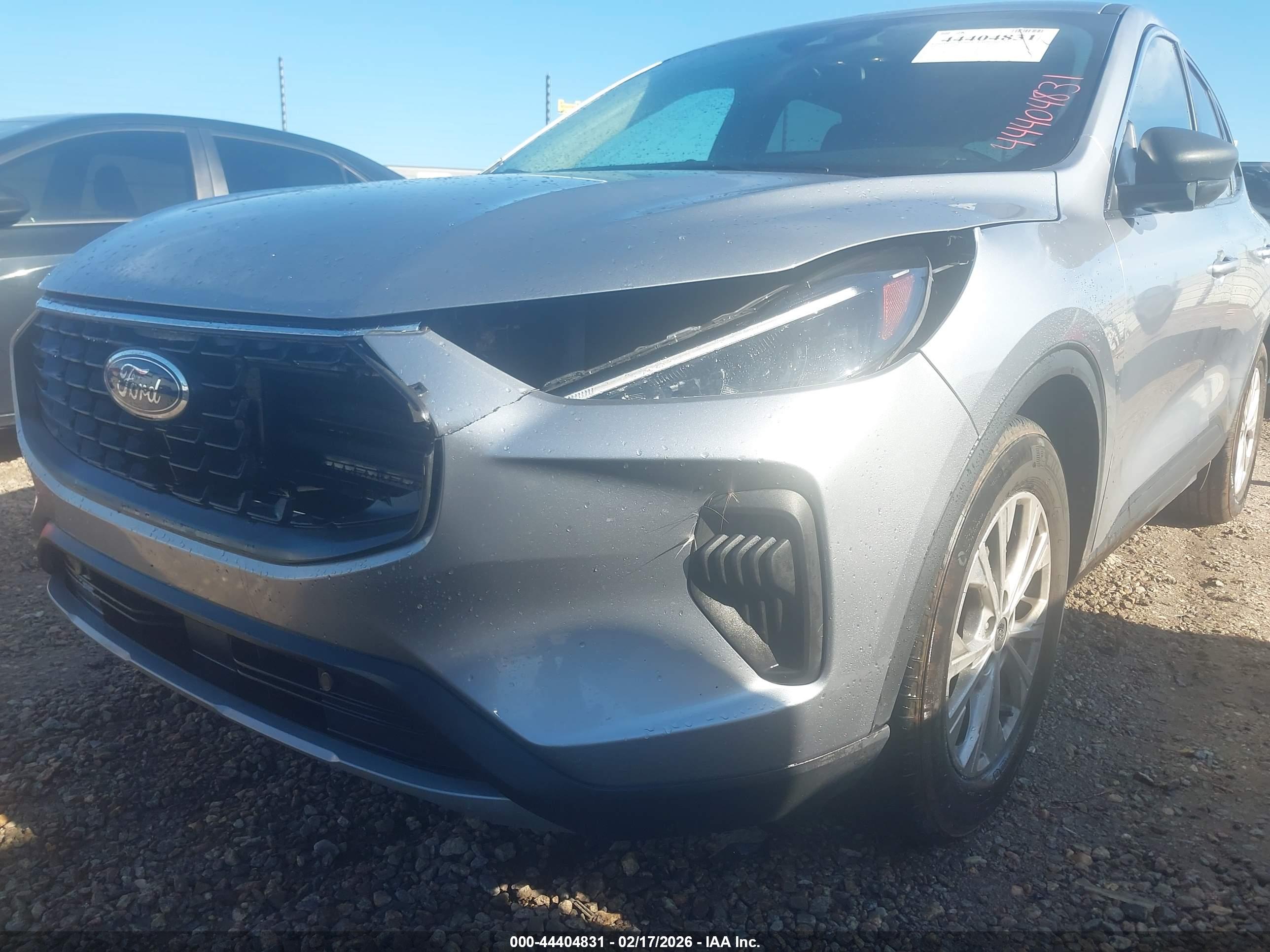 FORD ESCAPE image 6