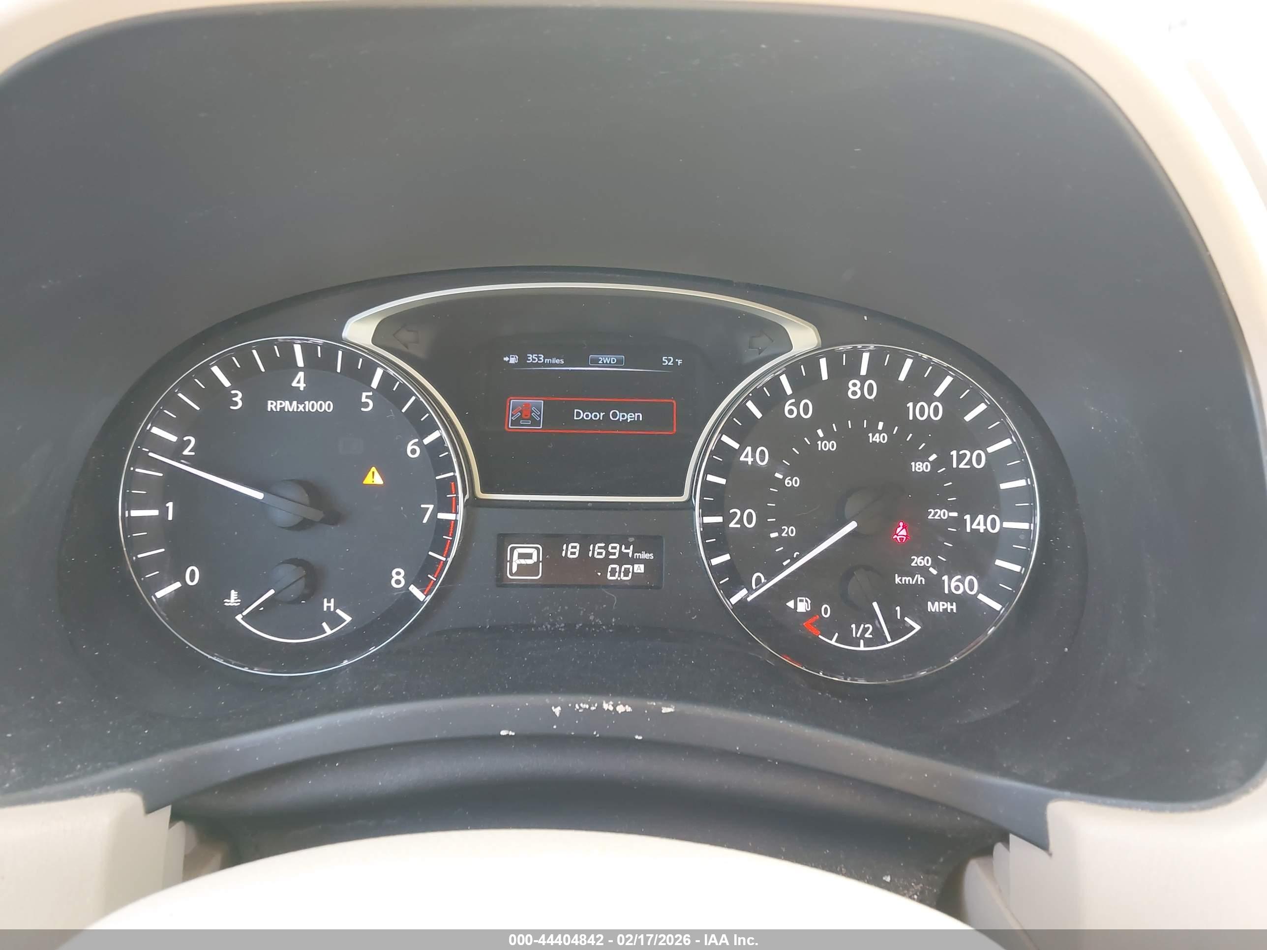 NISSAN PATHFINDER image 7