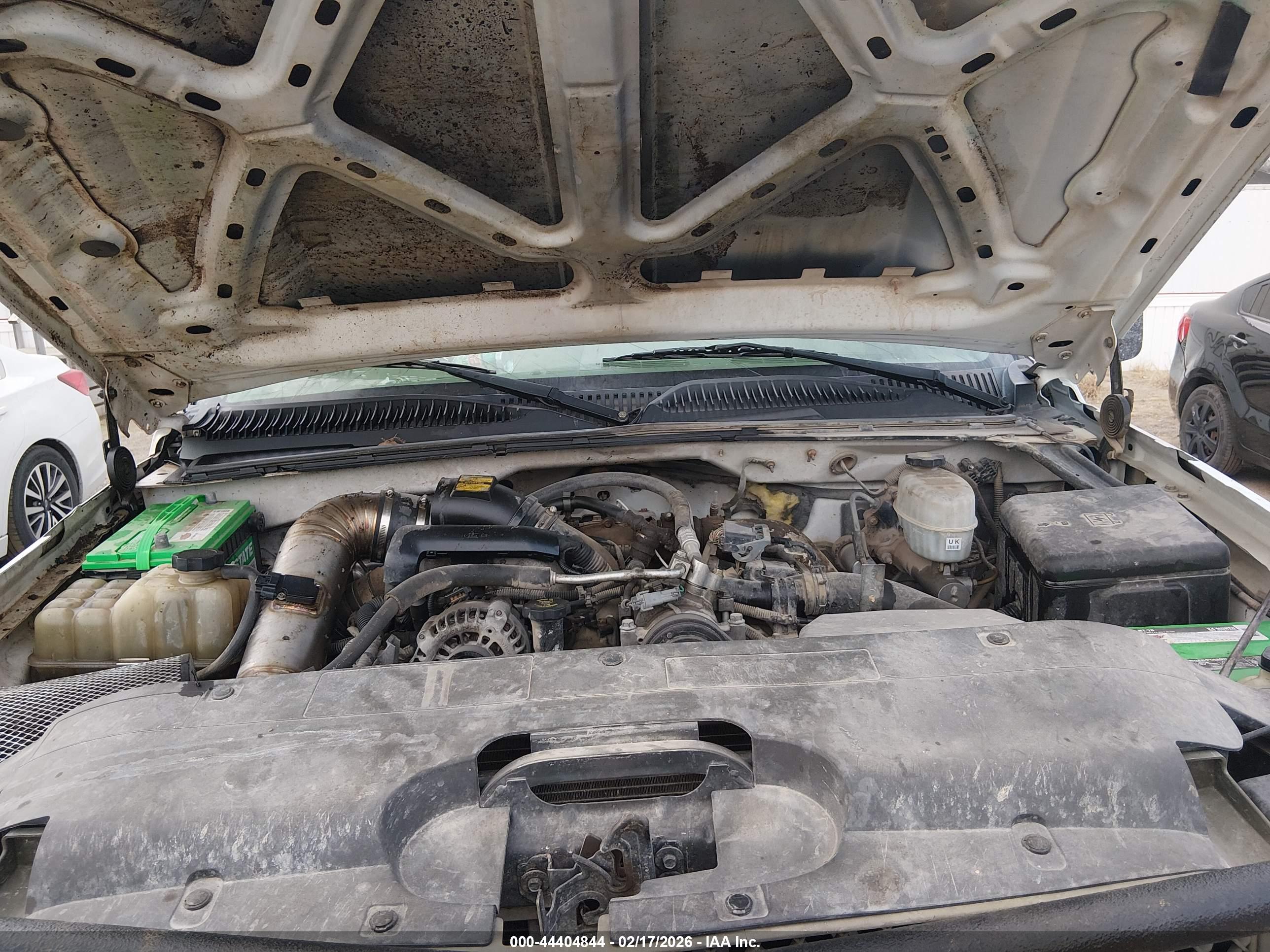 CHEVROLET SILVERADO image 10