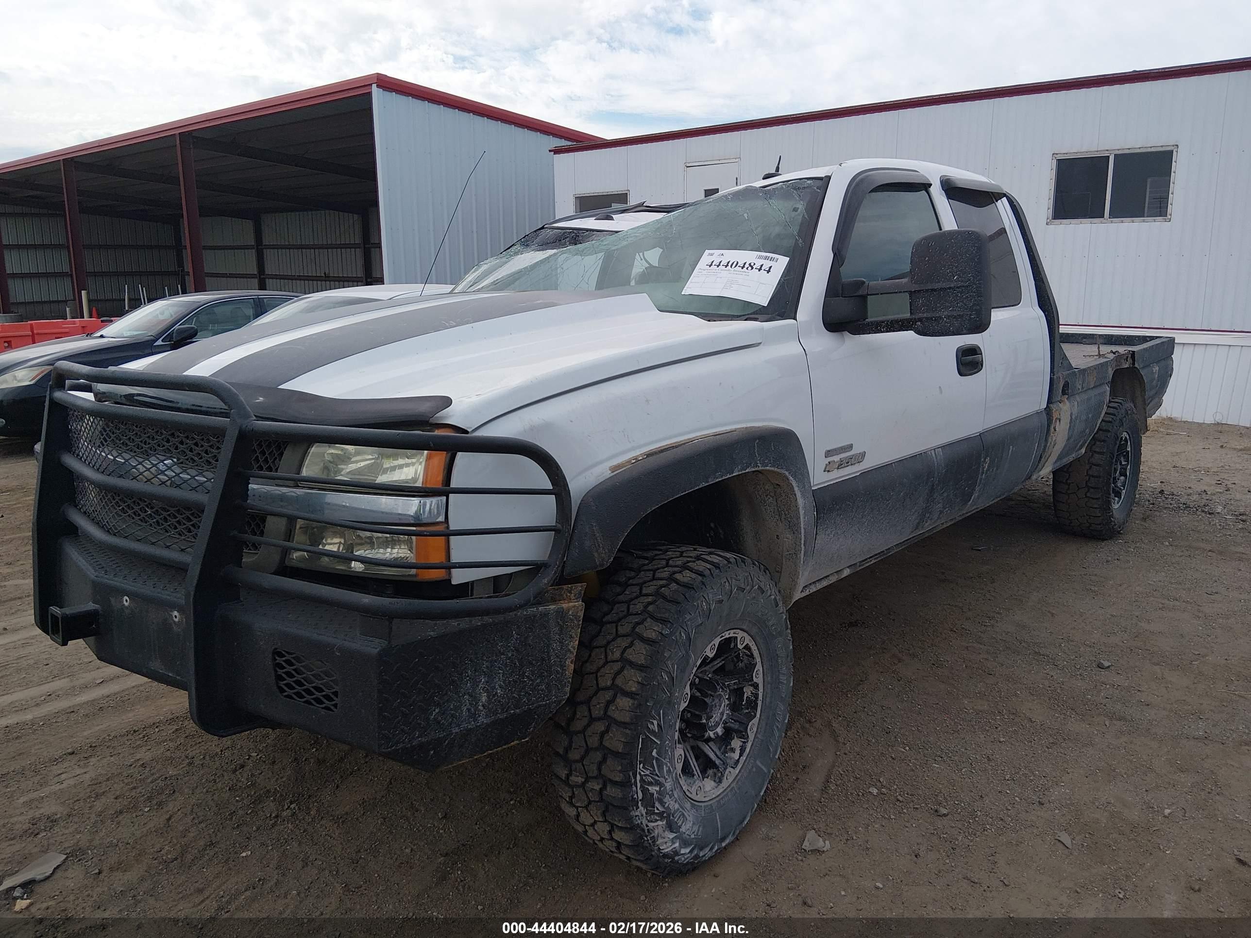 CHEVROLET SILVERADO image 2