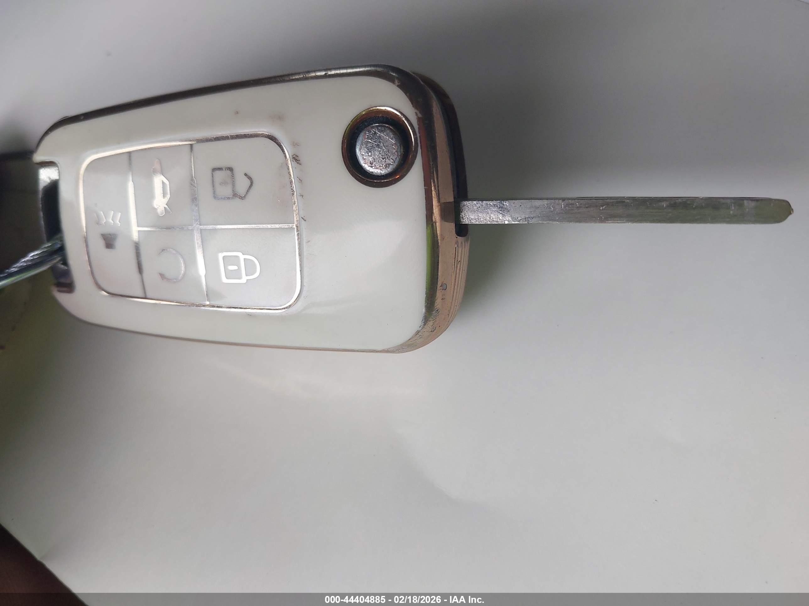 CHEVROLET EQUINOX image 11