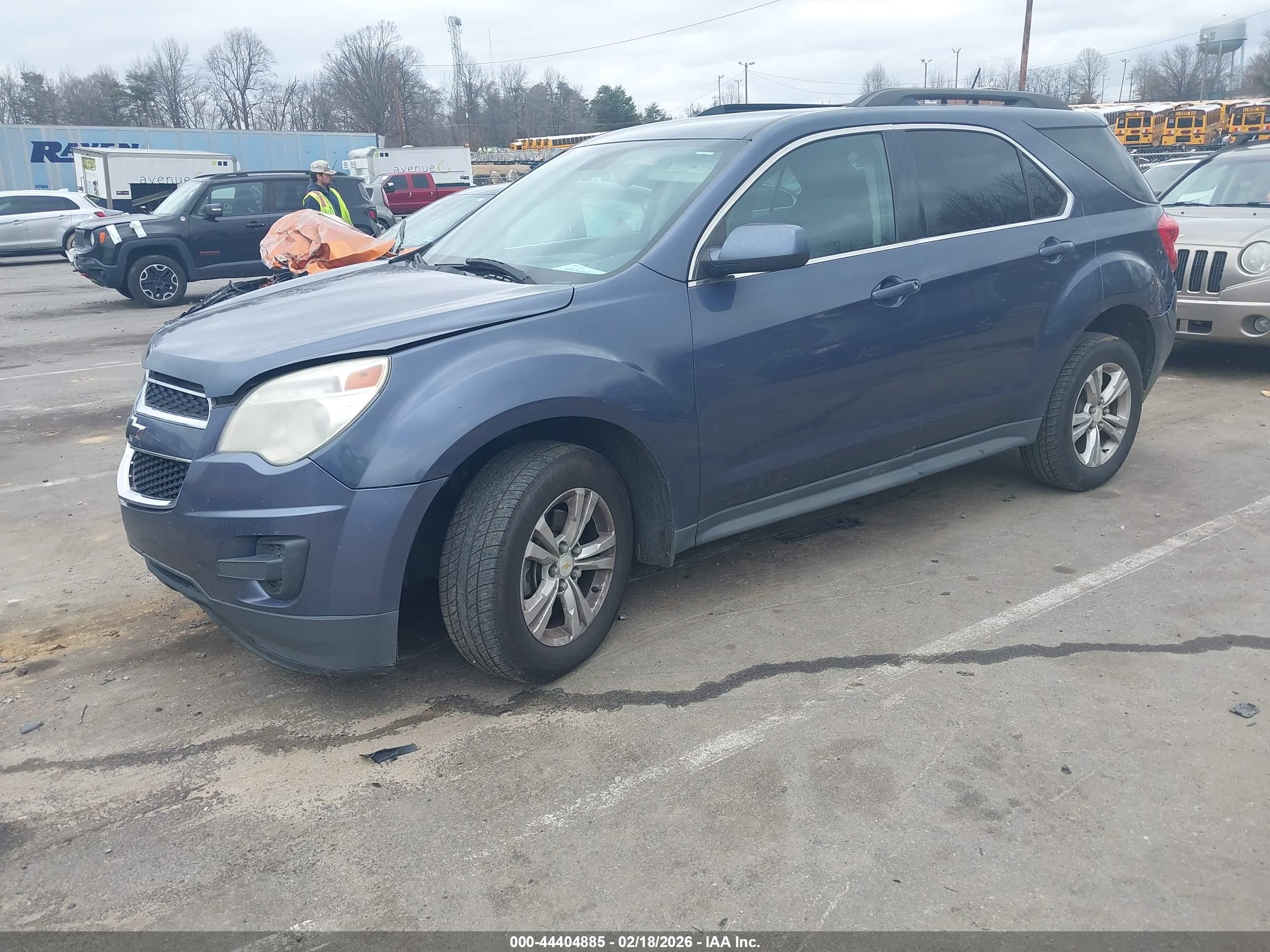CHEVROLET EQUINOX image 2
