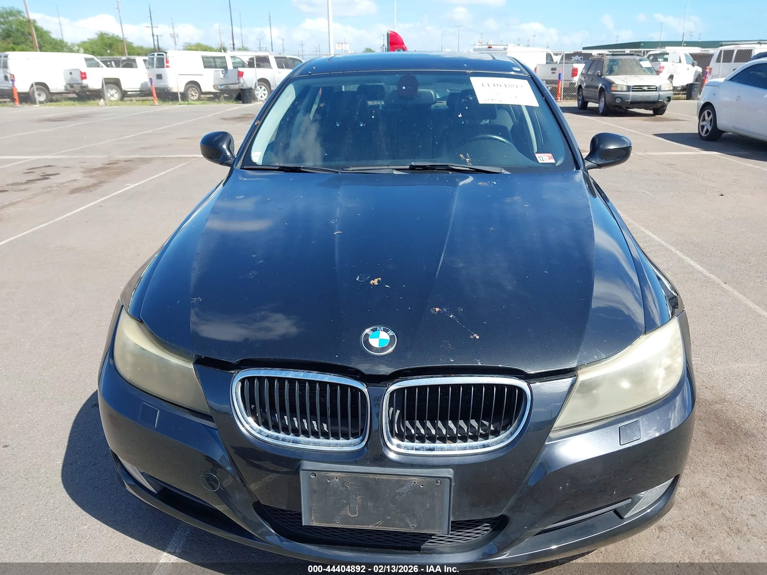 BMW 328I image 6