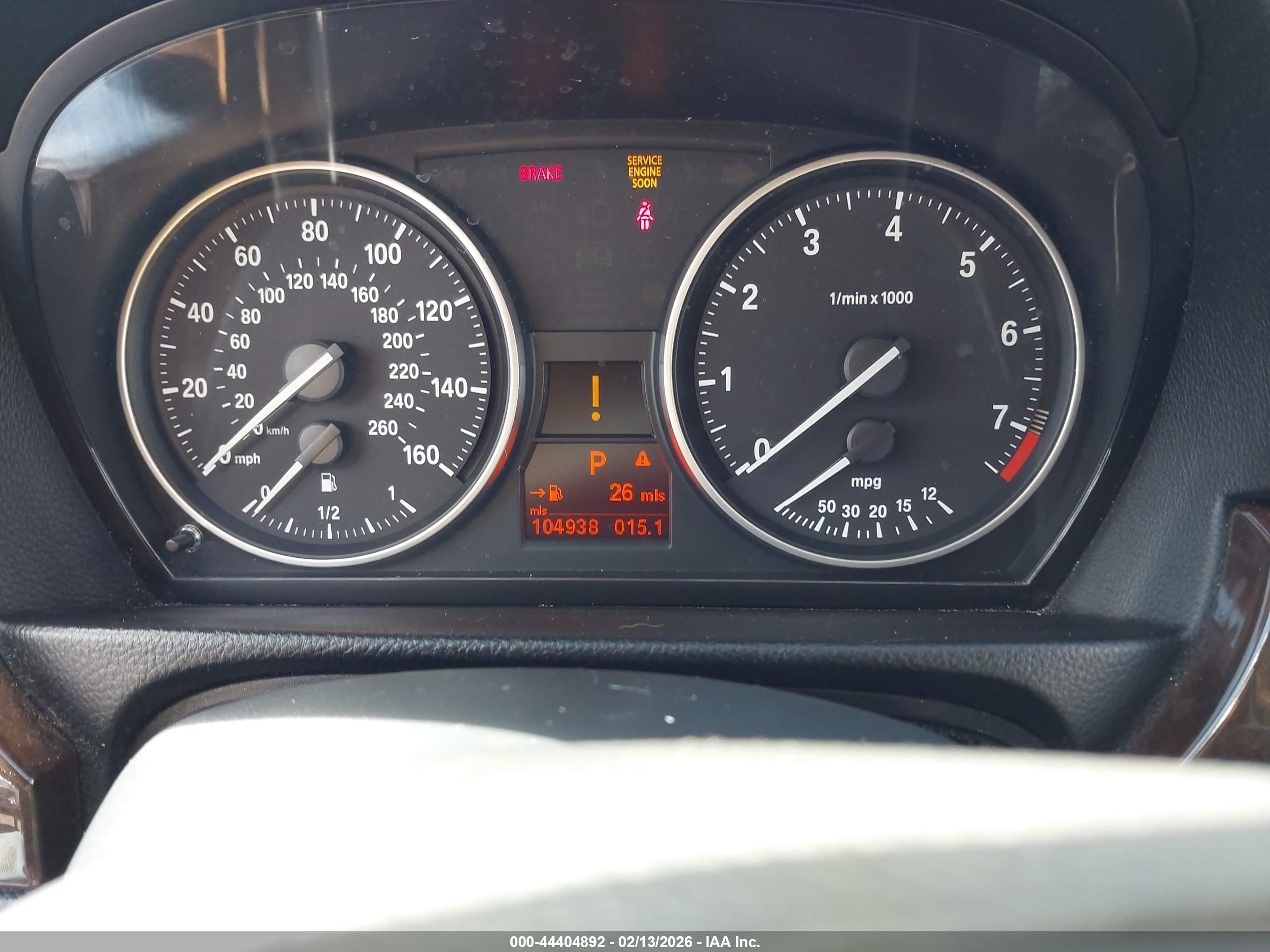 BMW 328I image 7