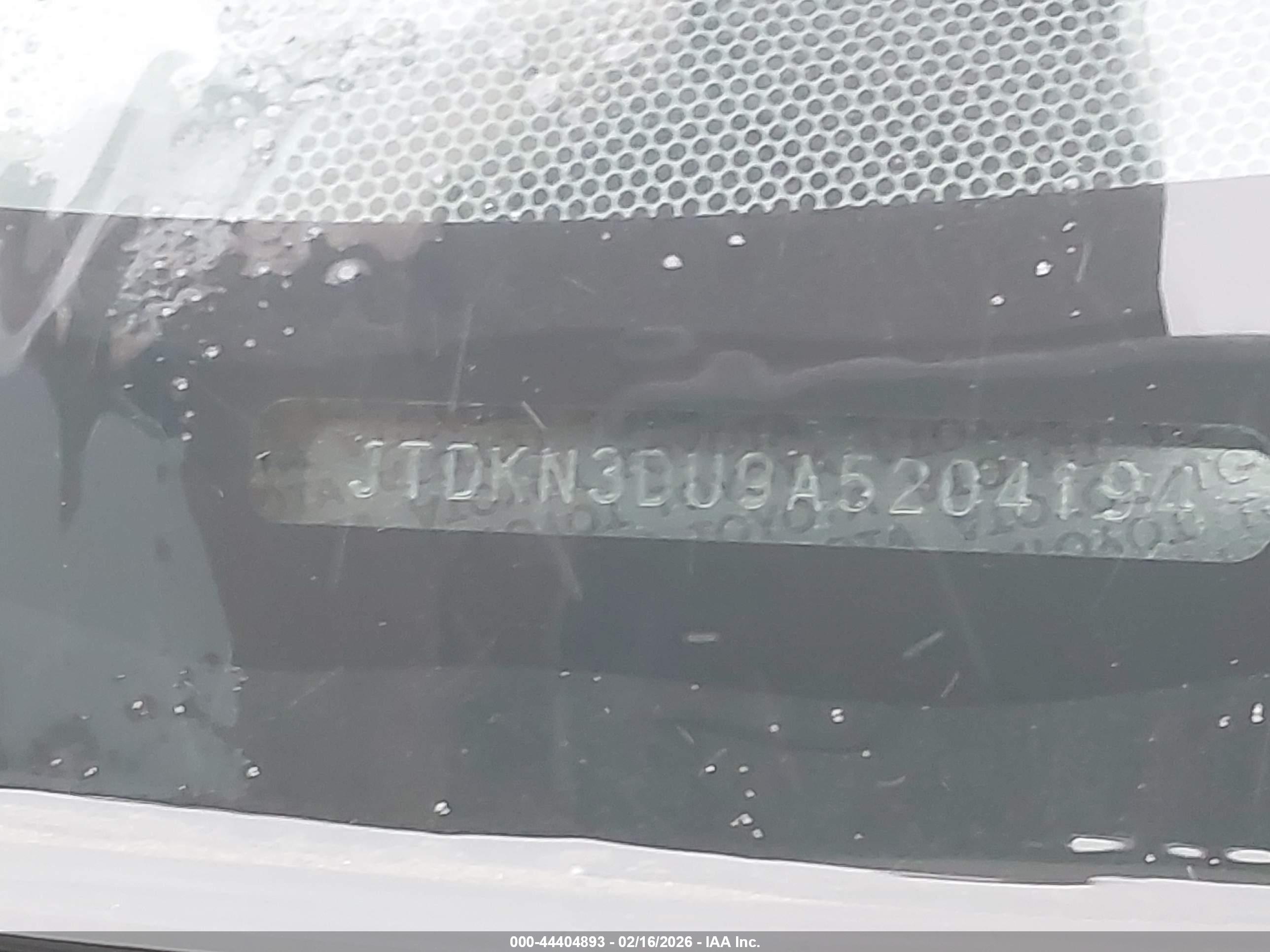 TOYOTA PRIUS image 9