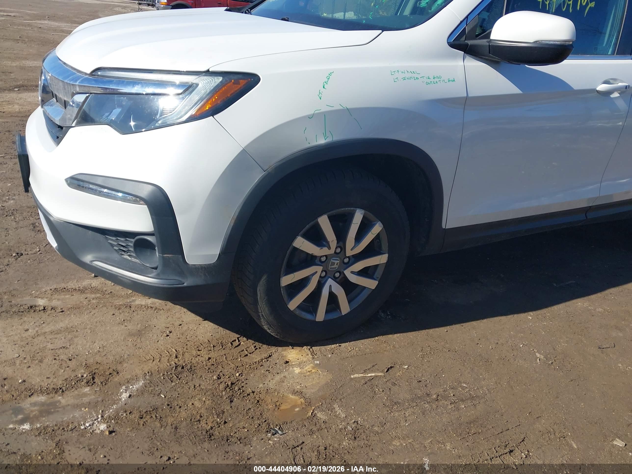 HONDA PILOT image 6