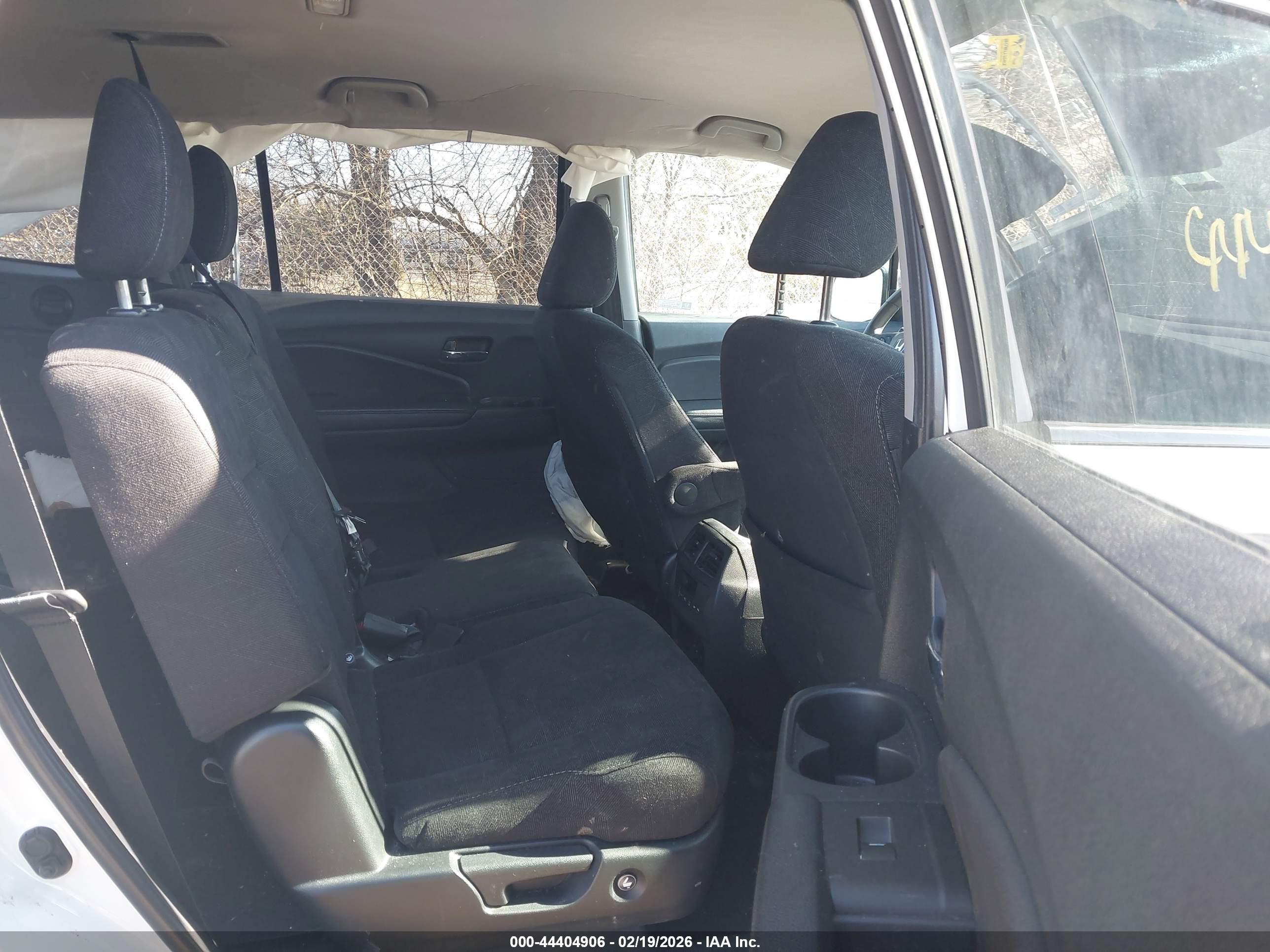 HONDA PILOT image 8