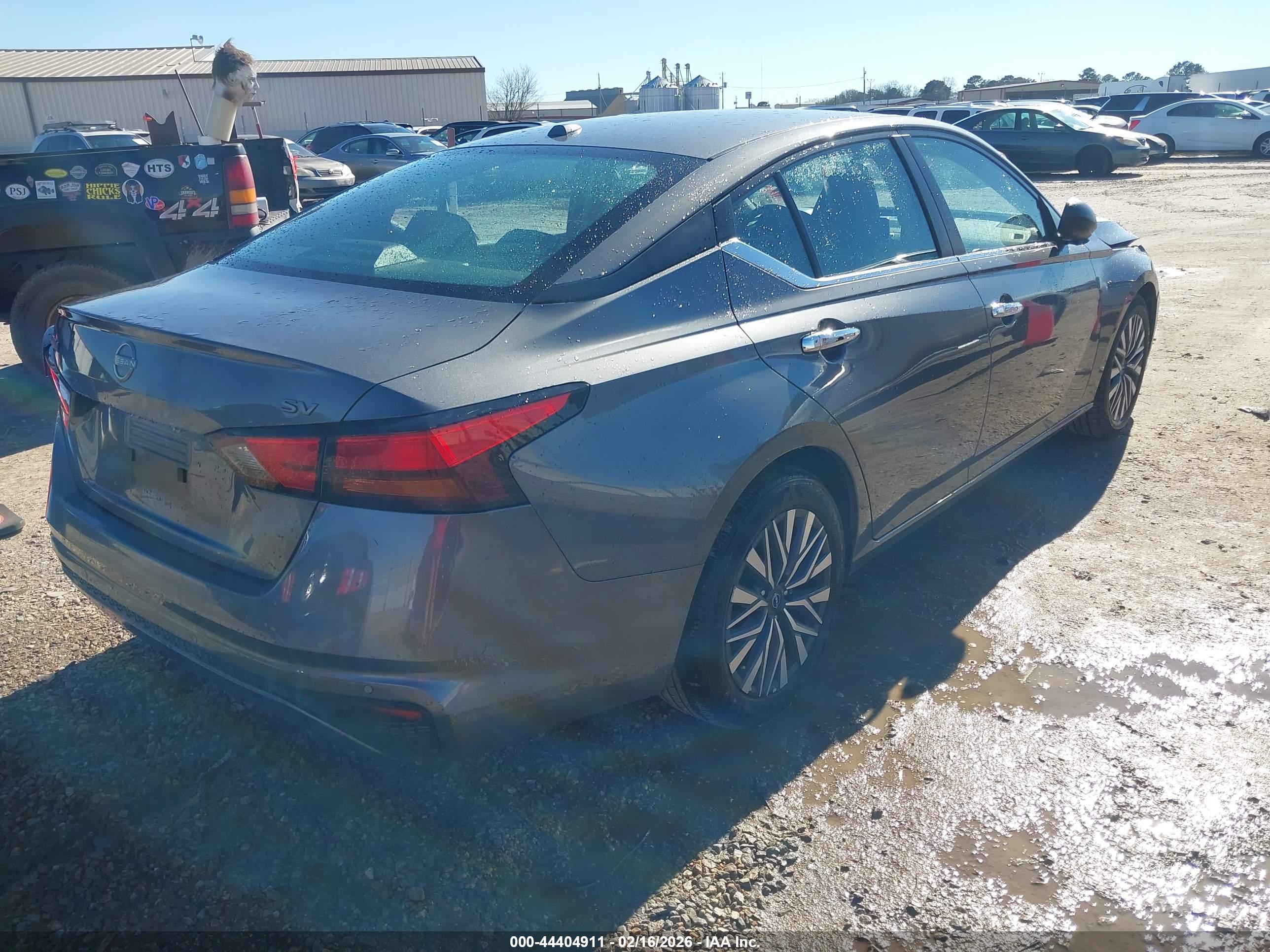 NISSAN ALTIMA image 4