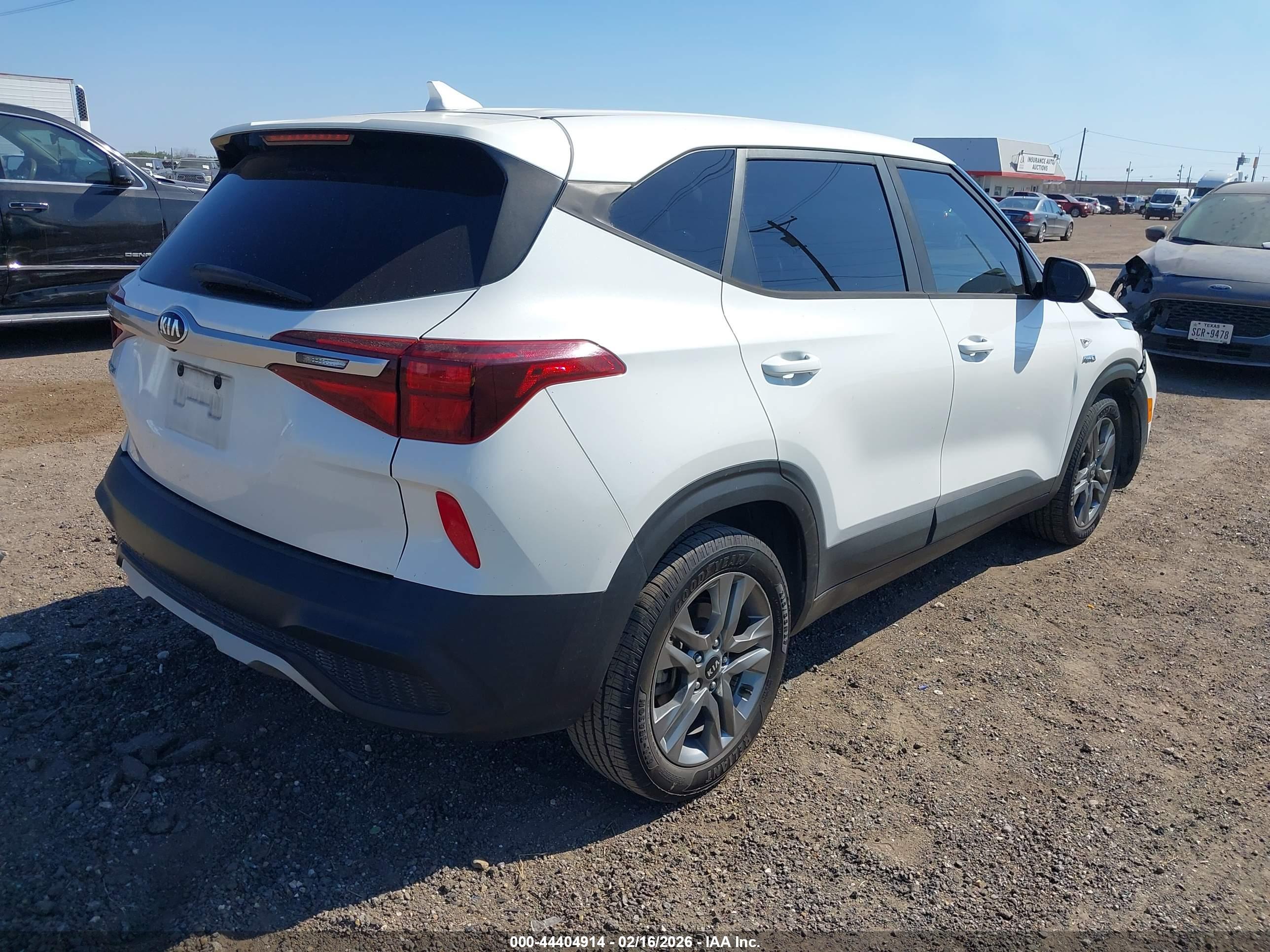 KIA SELTOS image 4