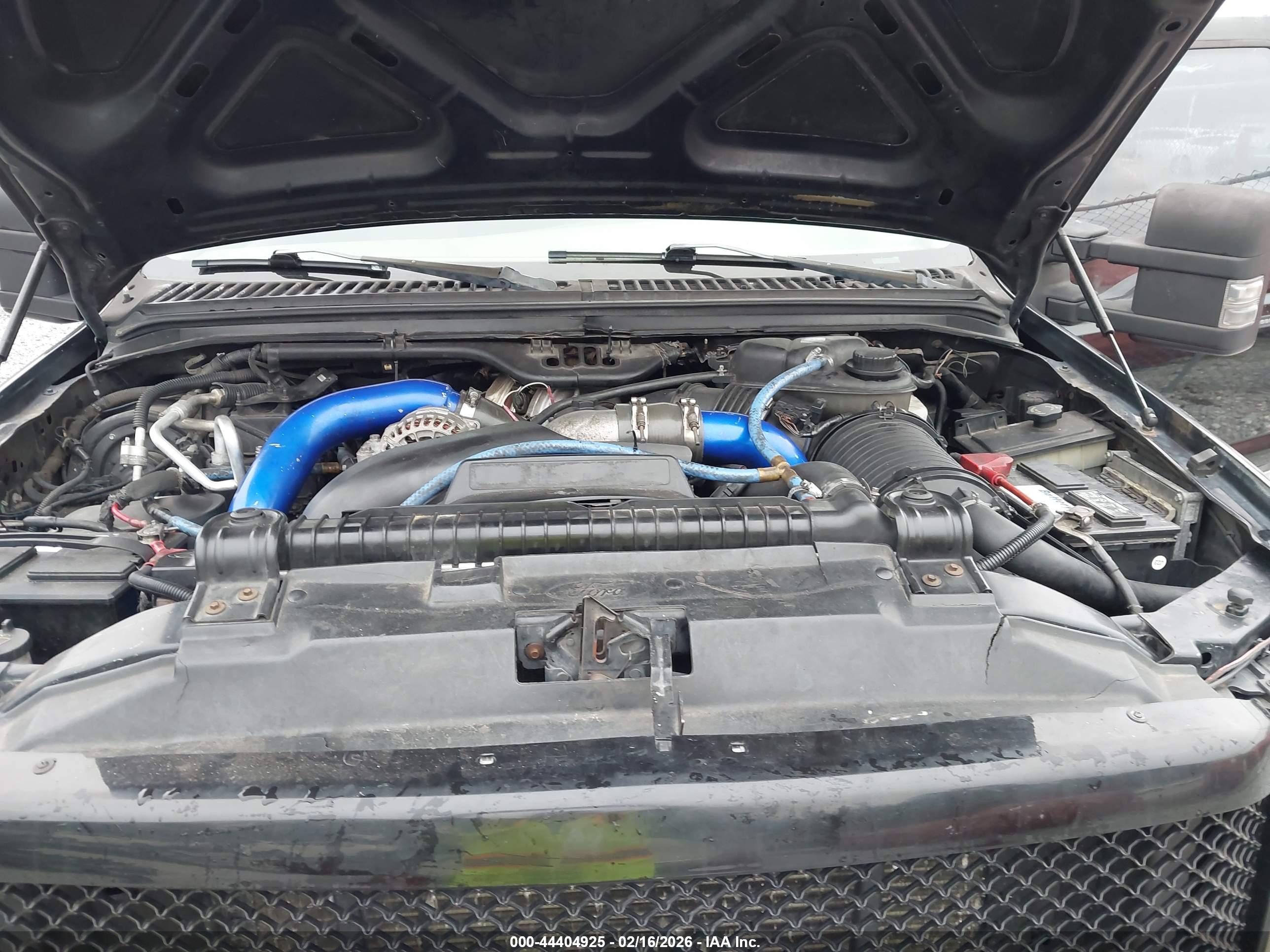 FORD EXCURSION image 10