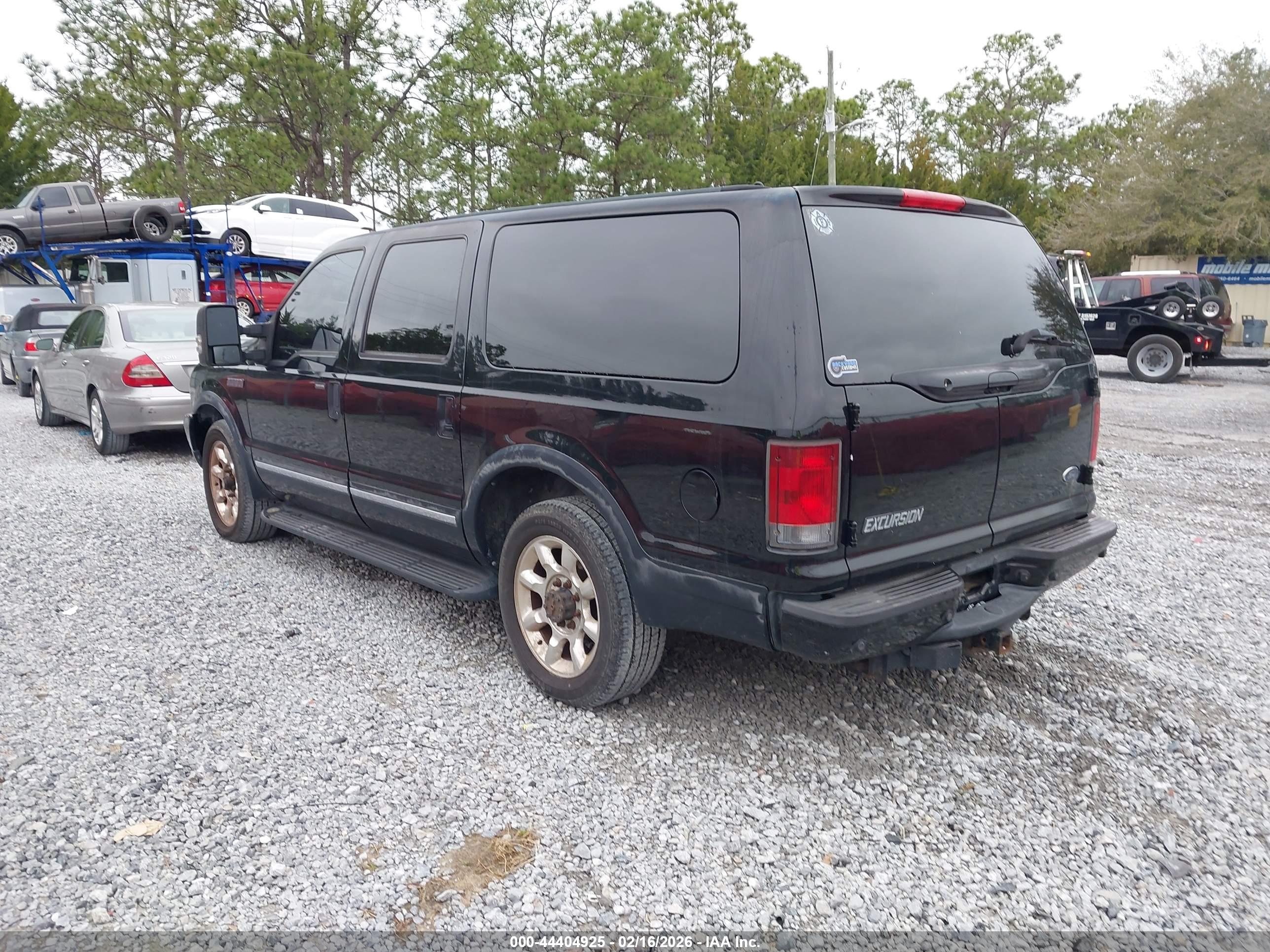 FORD EXCURSION image 3