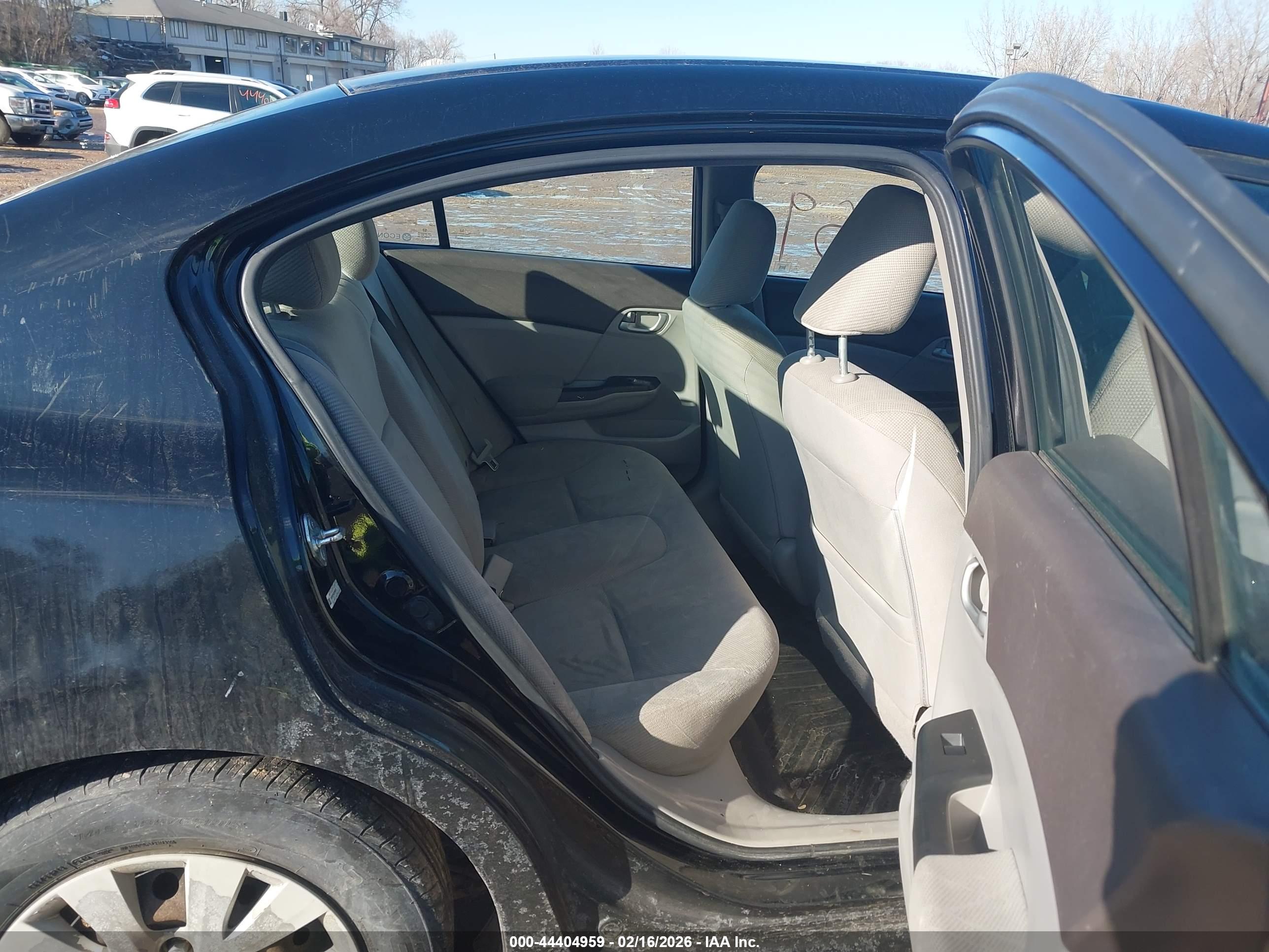 HONDA CIVIC image 8
