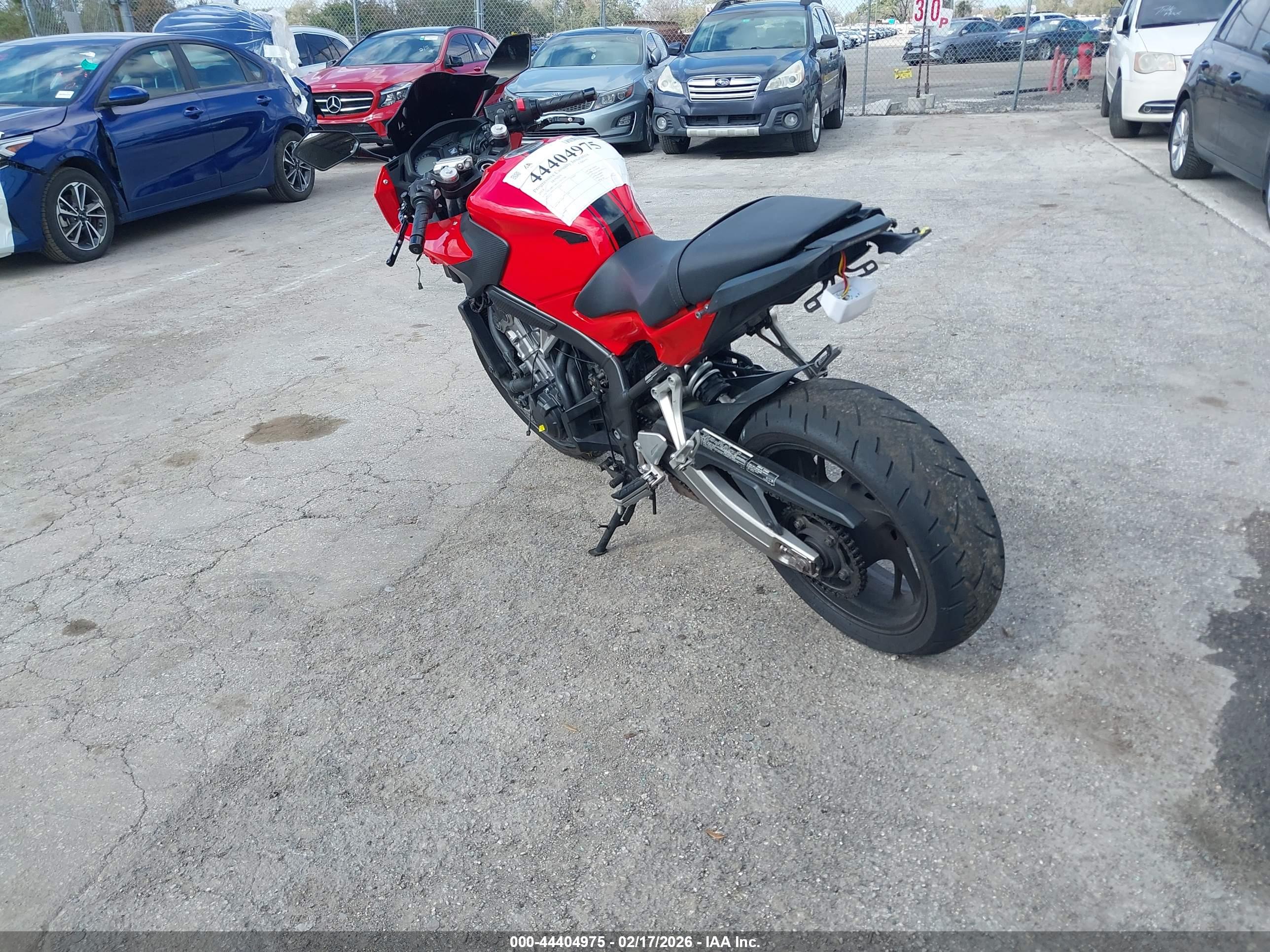 HONDA CBR650 image 3