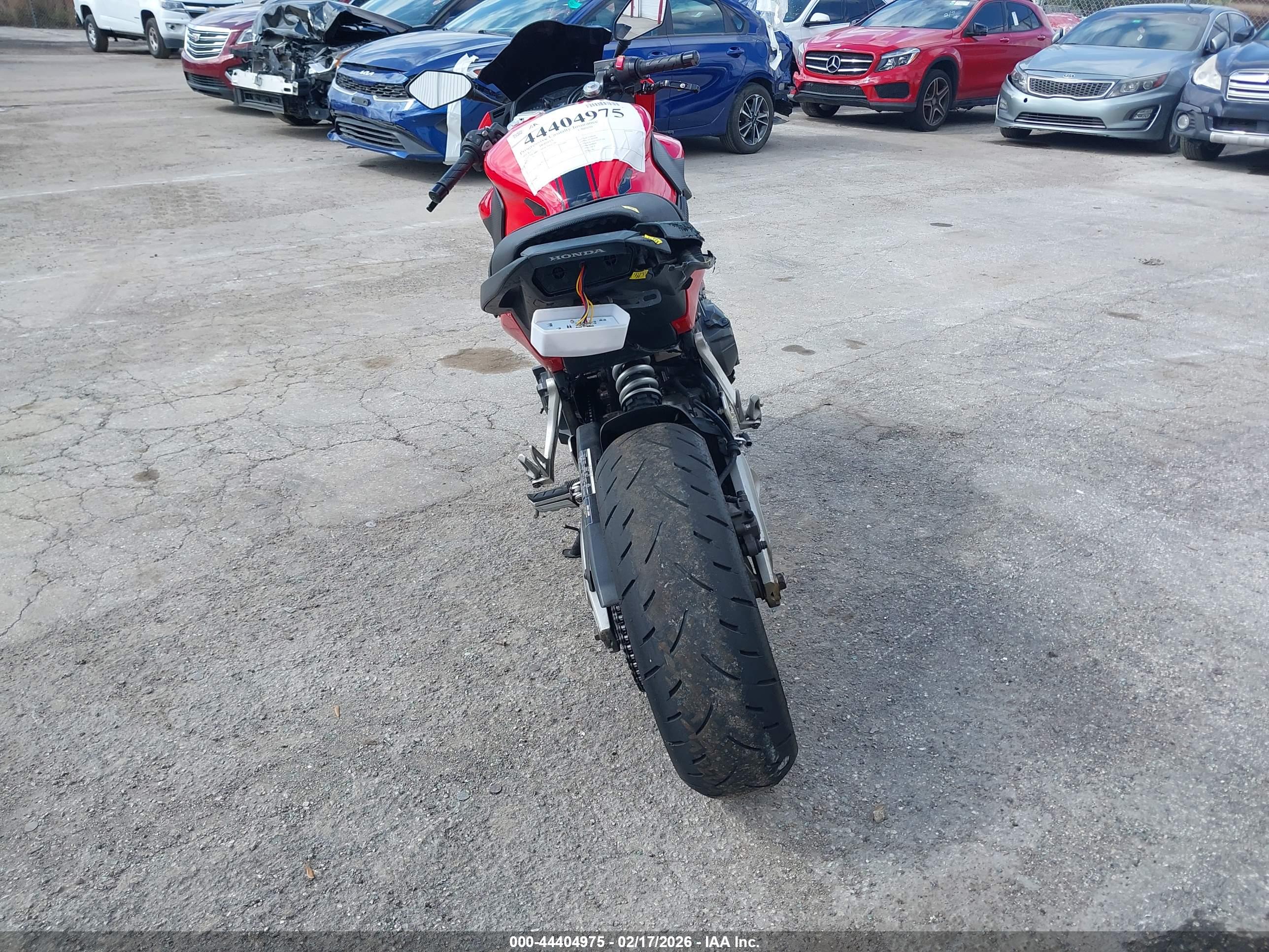 HONDA CBR650 image 6
