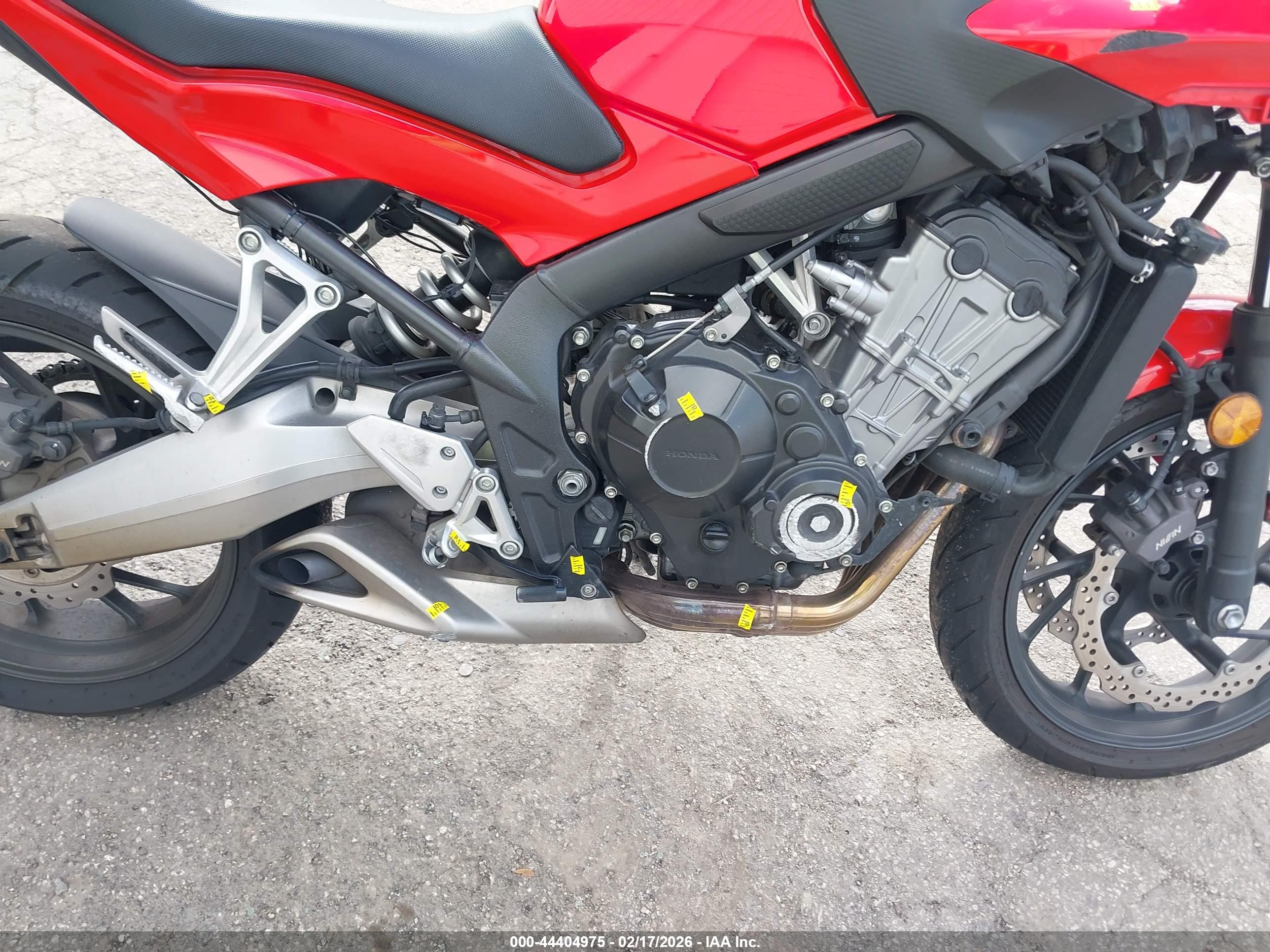 HONDA CBR650 image 8