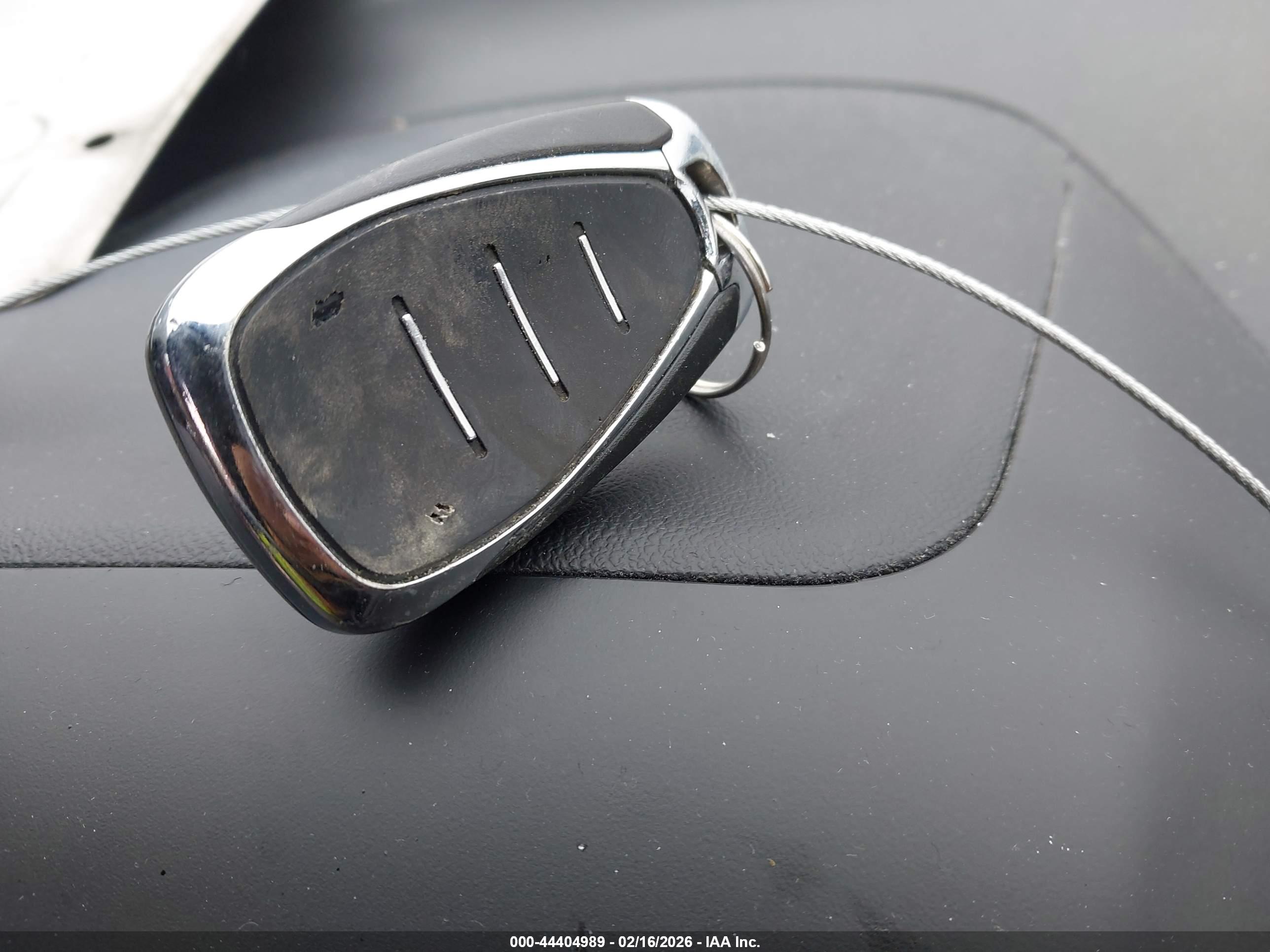 CHEVROLET EQUINOX image 11