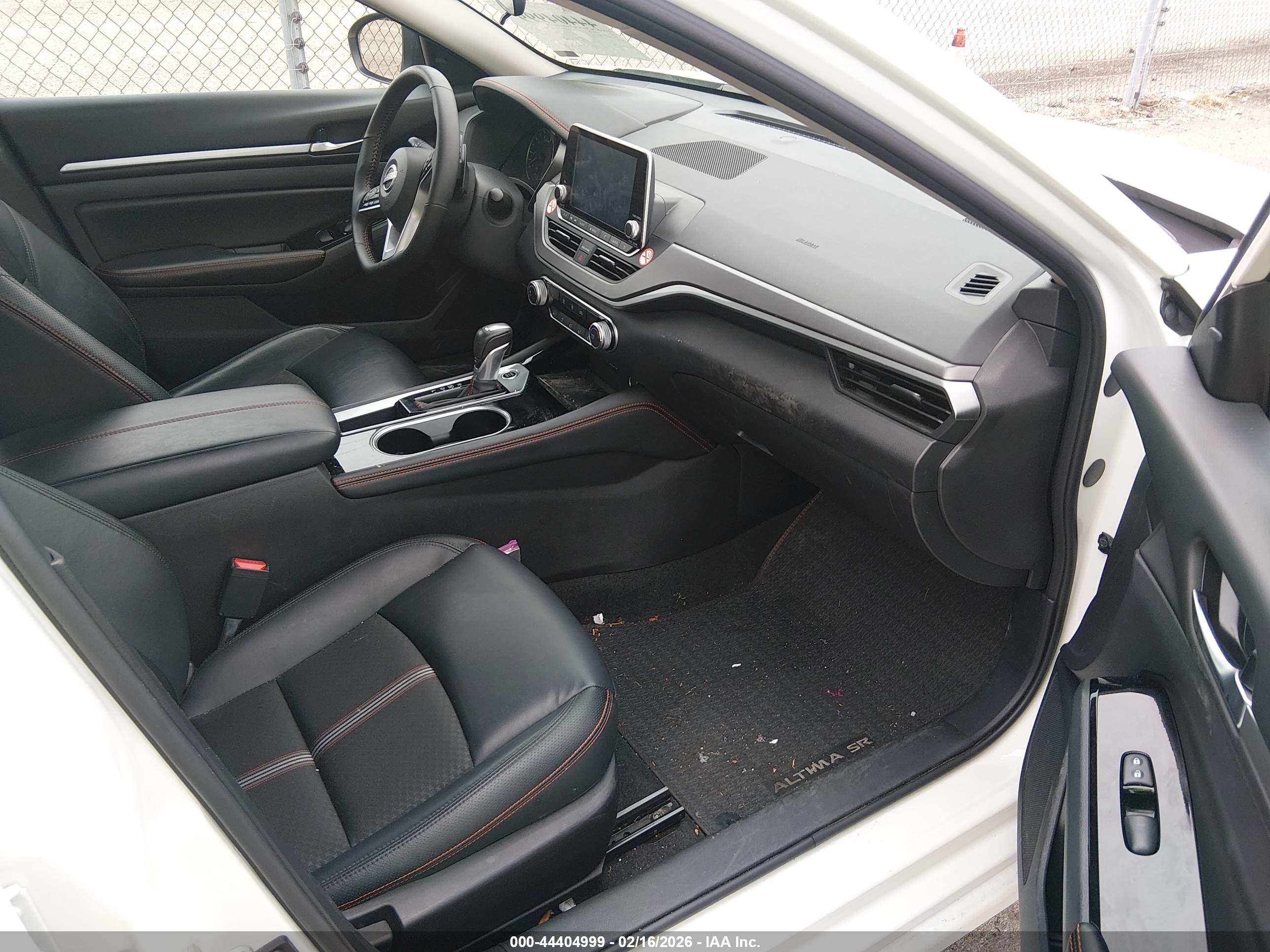 NISSAN ALTIMA image 5