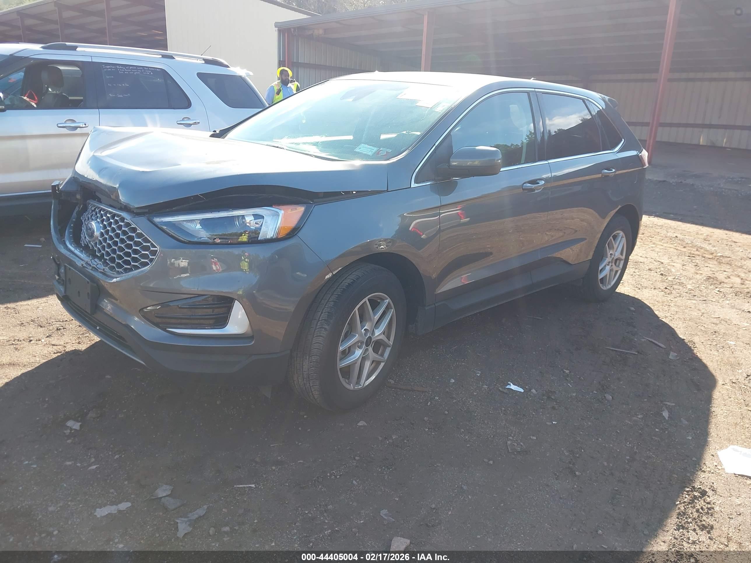 FORD EDGE image 2