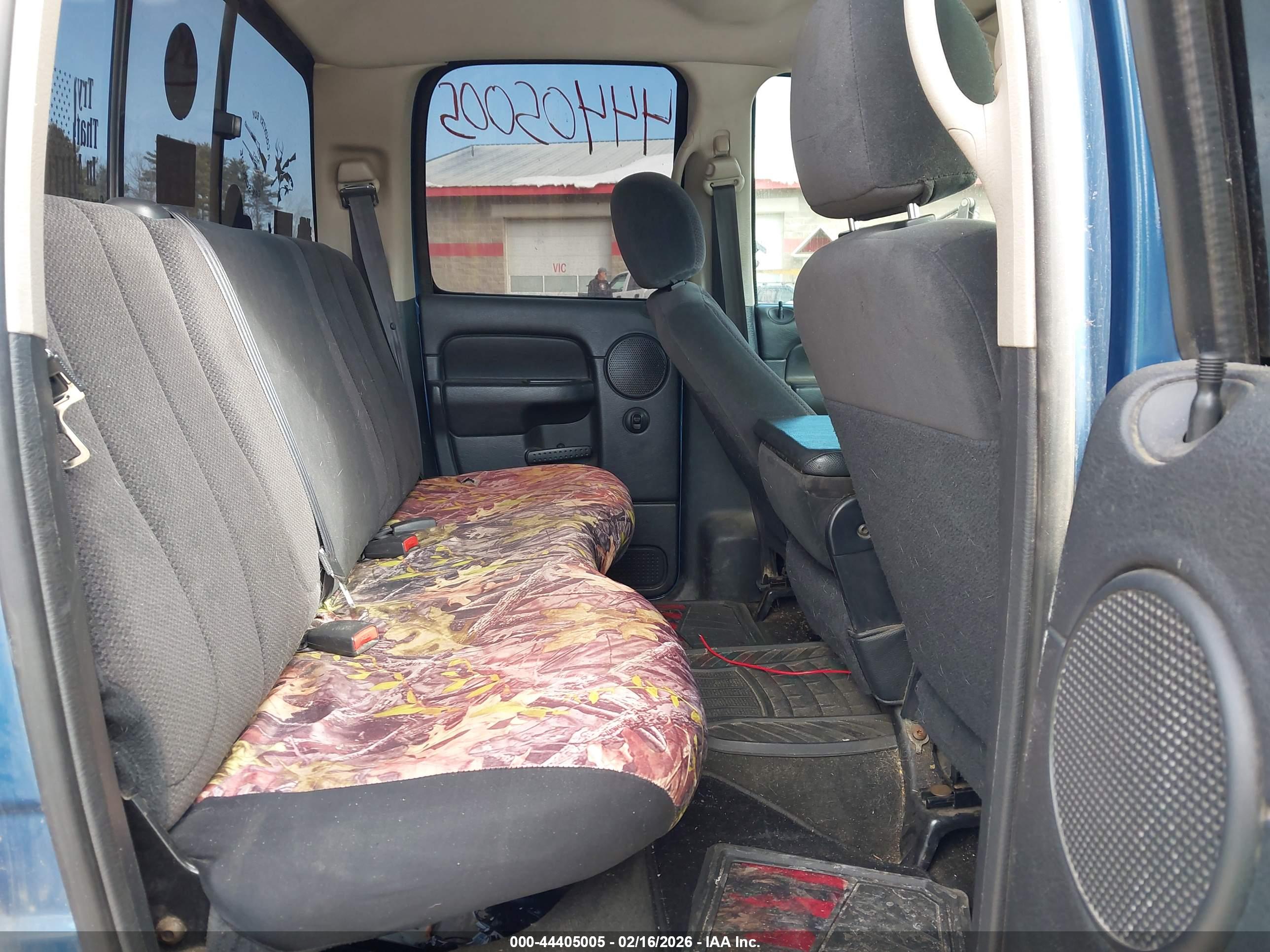 DODGE RAM image 8