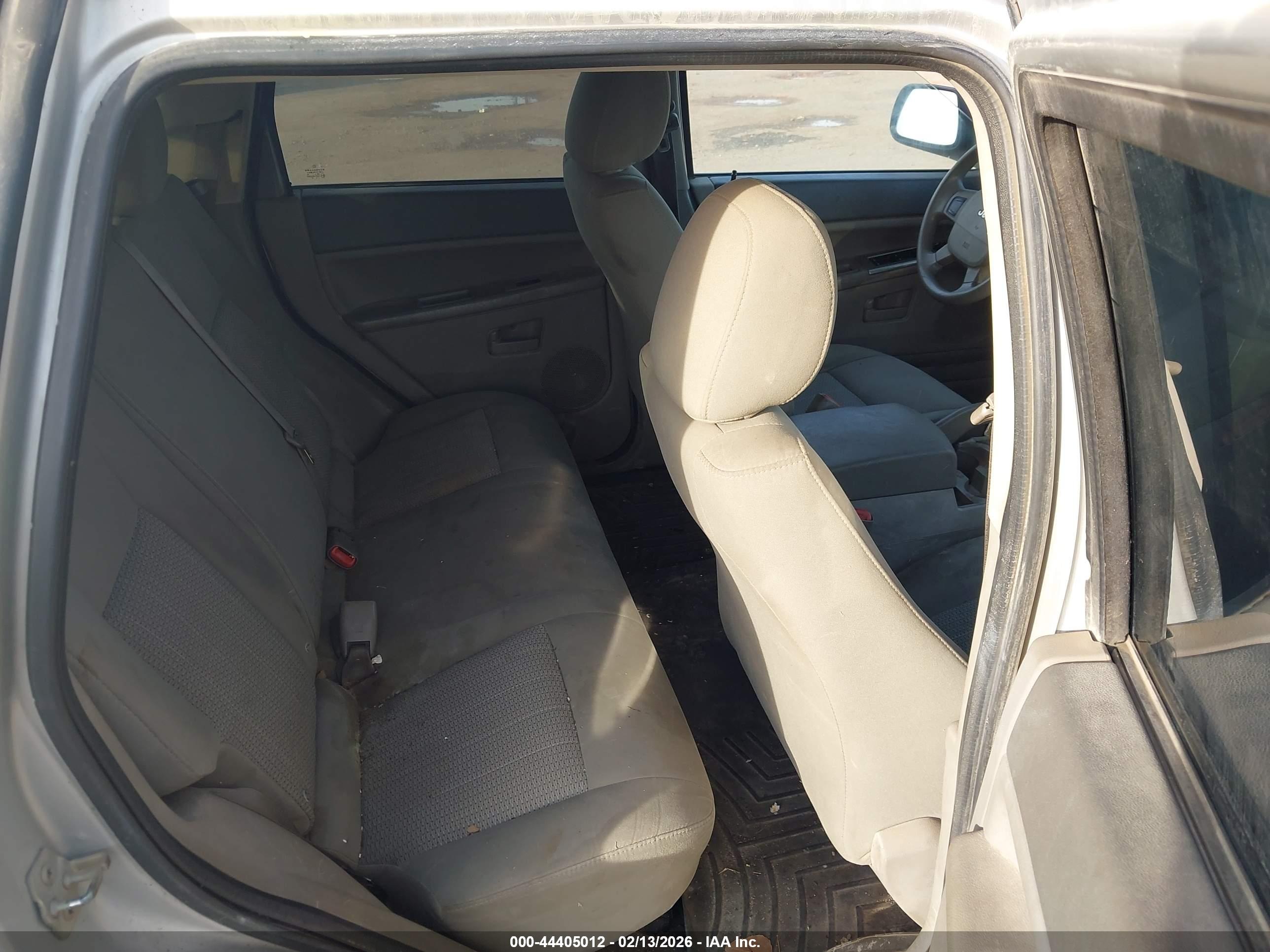 JEEP GRAND image 8