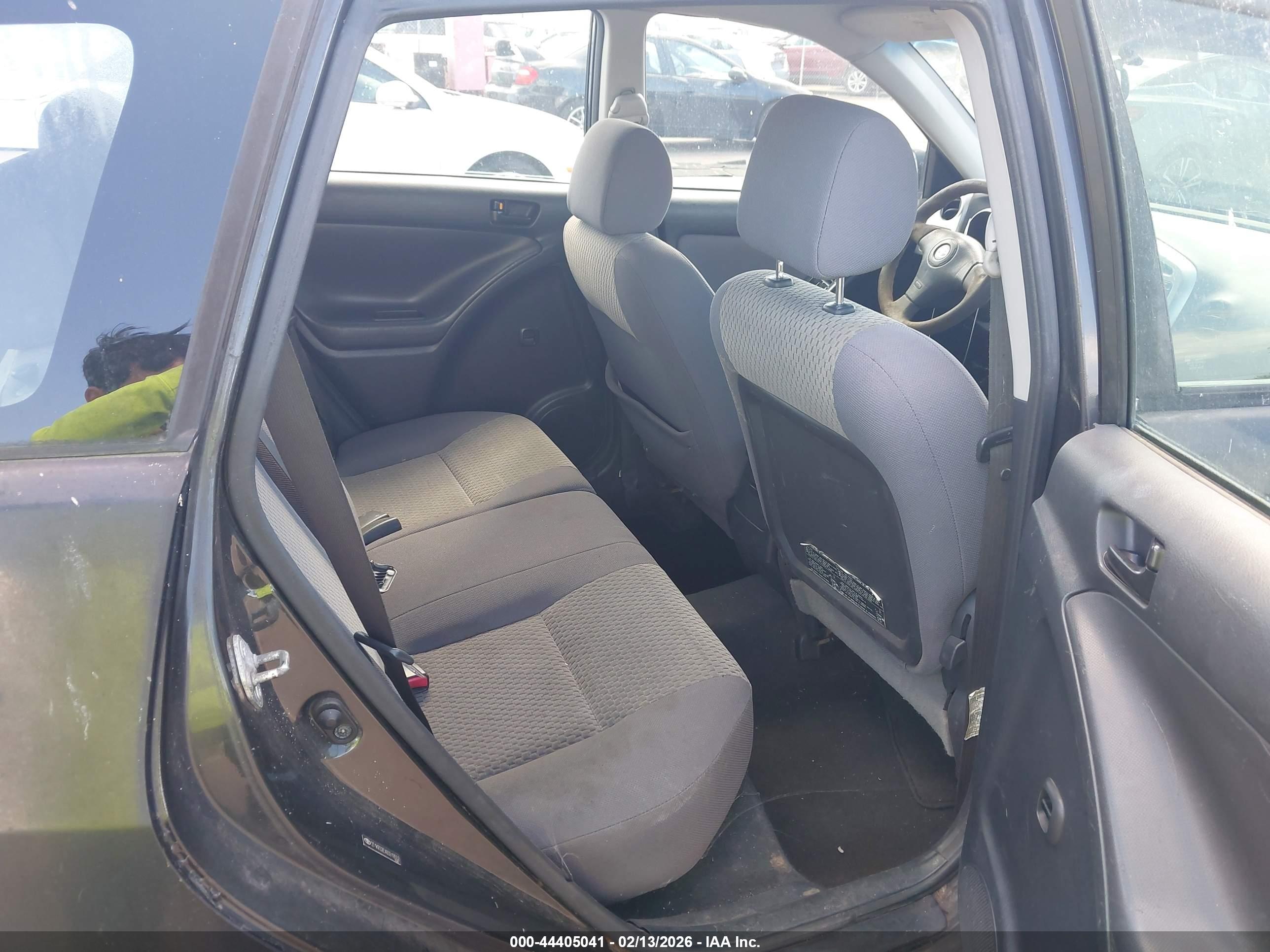 TOYOTA MATRIX image 8