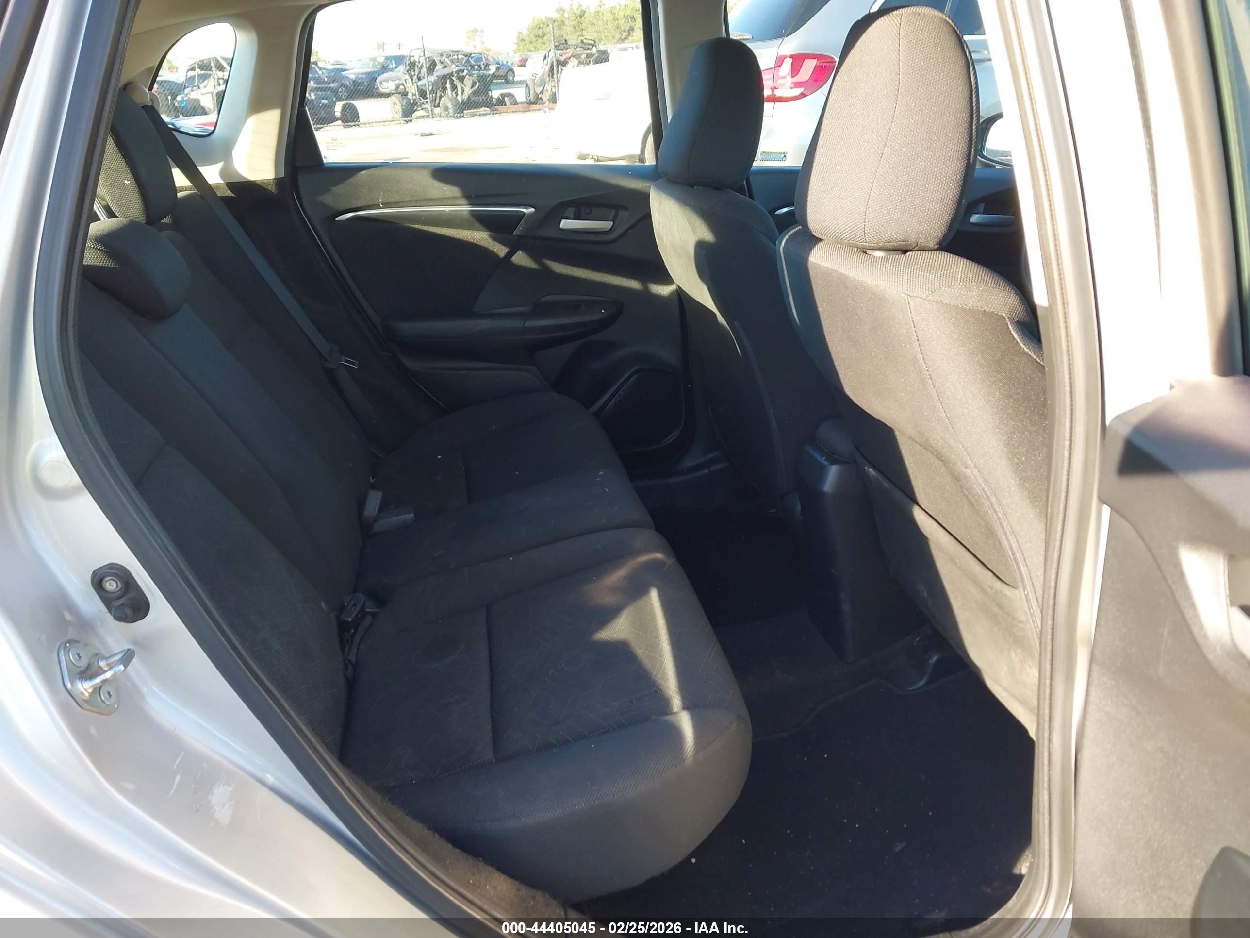 HONDA FIT image 8