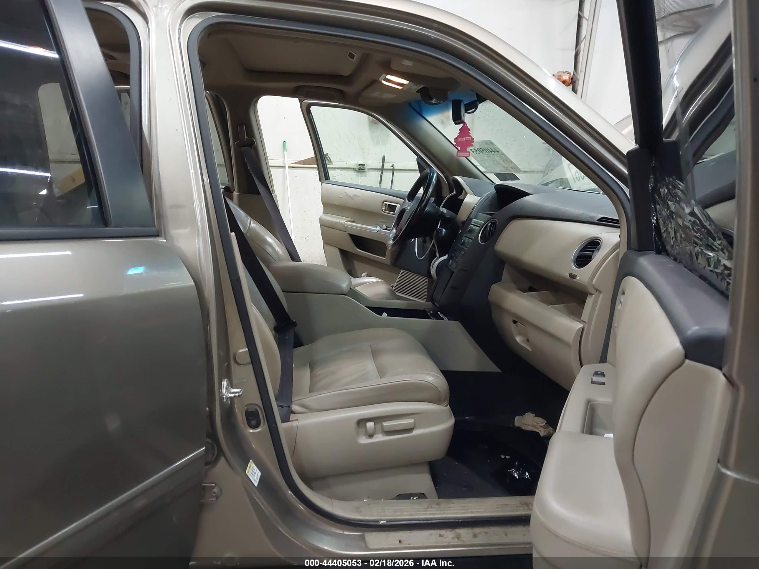 HONDA PILOT image 5