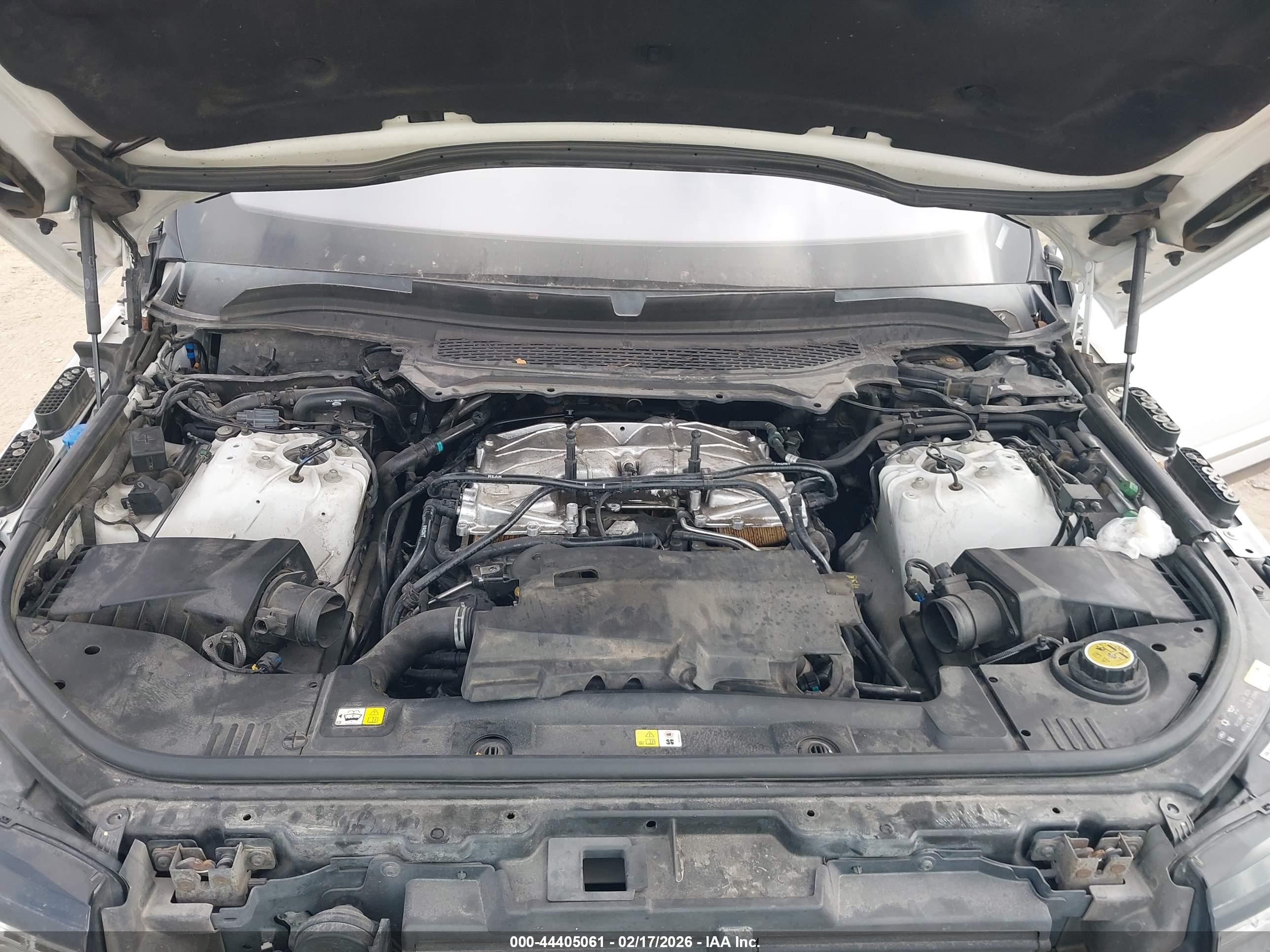 LAND ROVER image 10