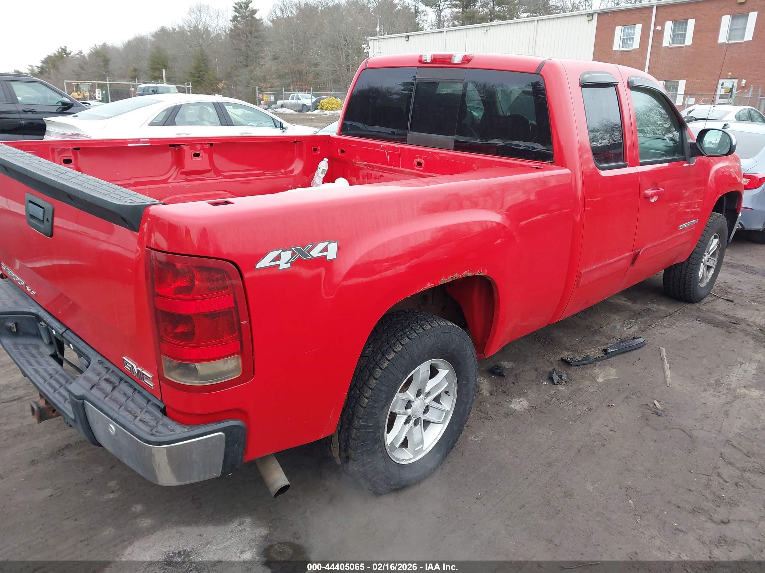 GMC SIERRA image 4