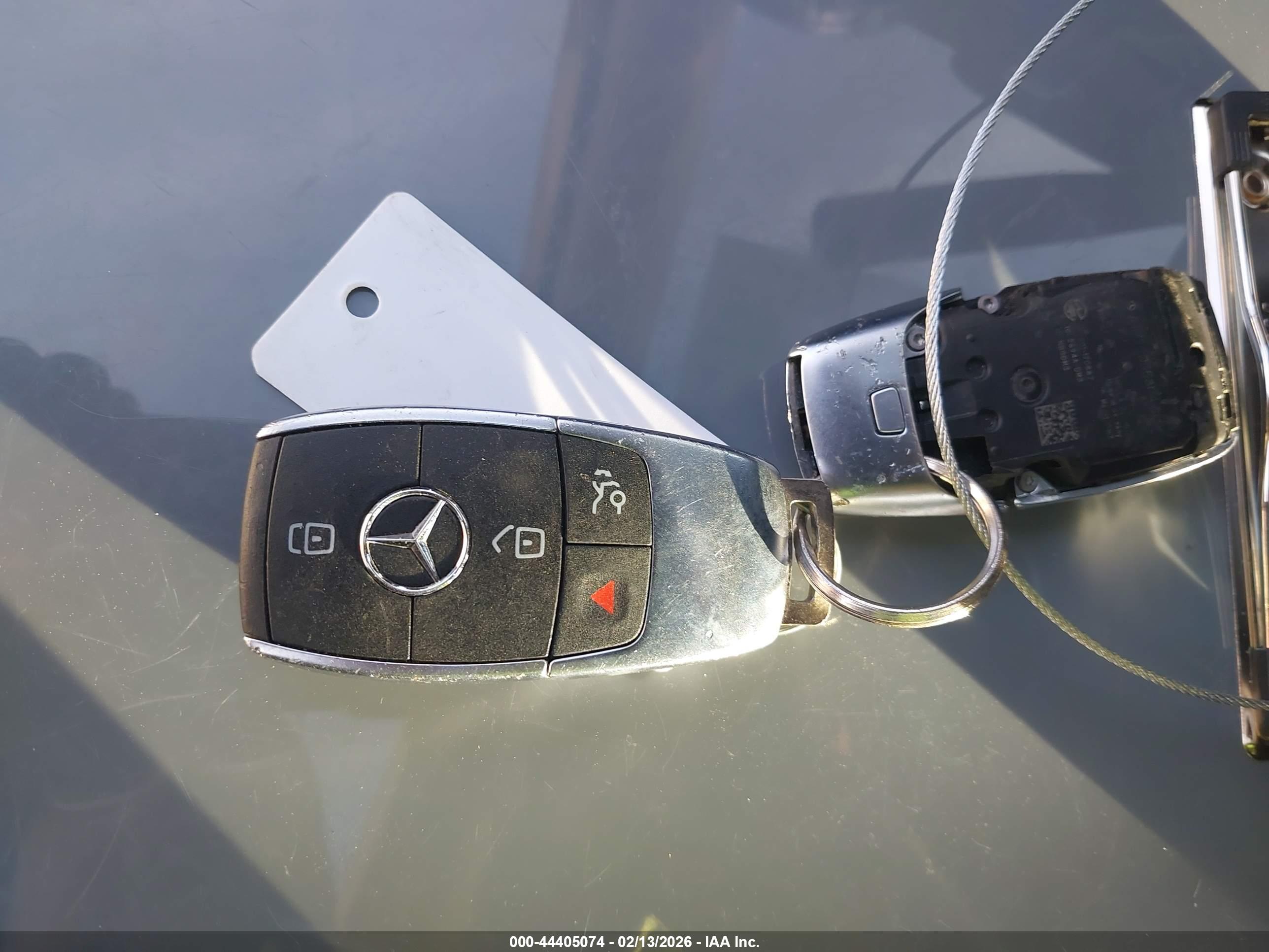 MERCEDES-BENZ A image 11