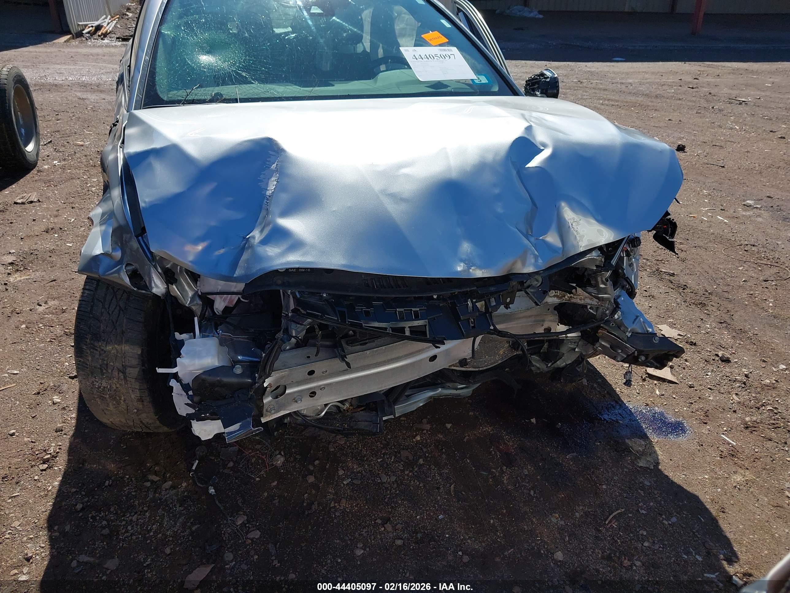 TOYOTA CAMRY image 6