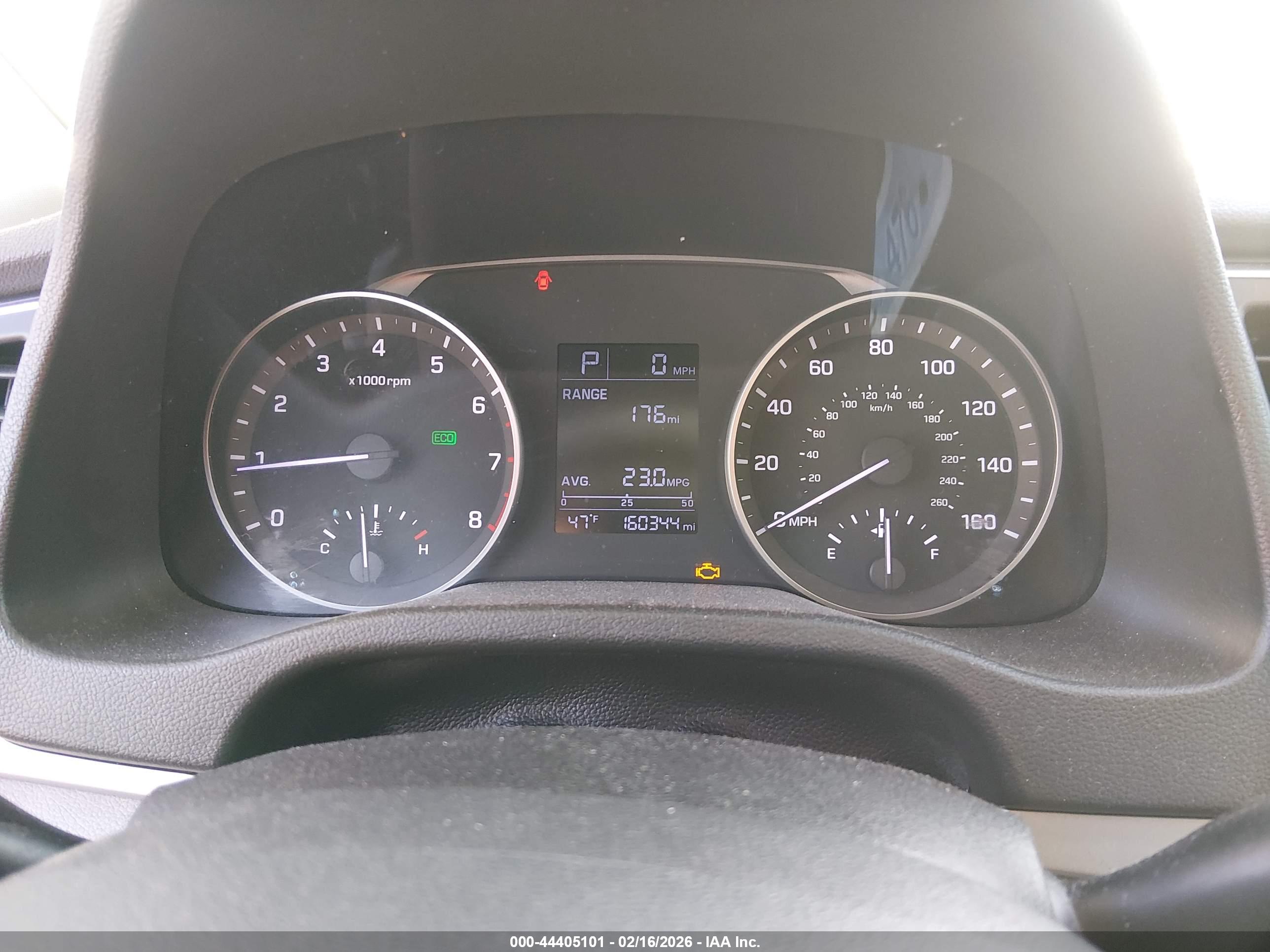 HYUNDAI ELANTRA image 7