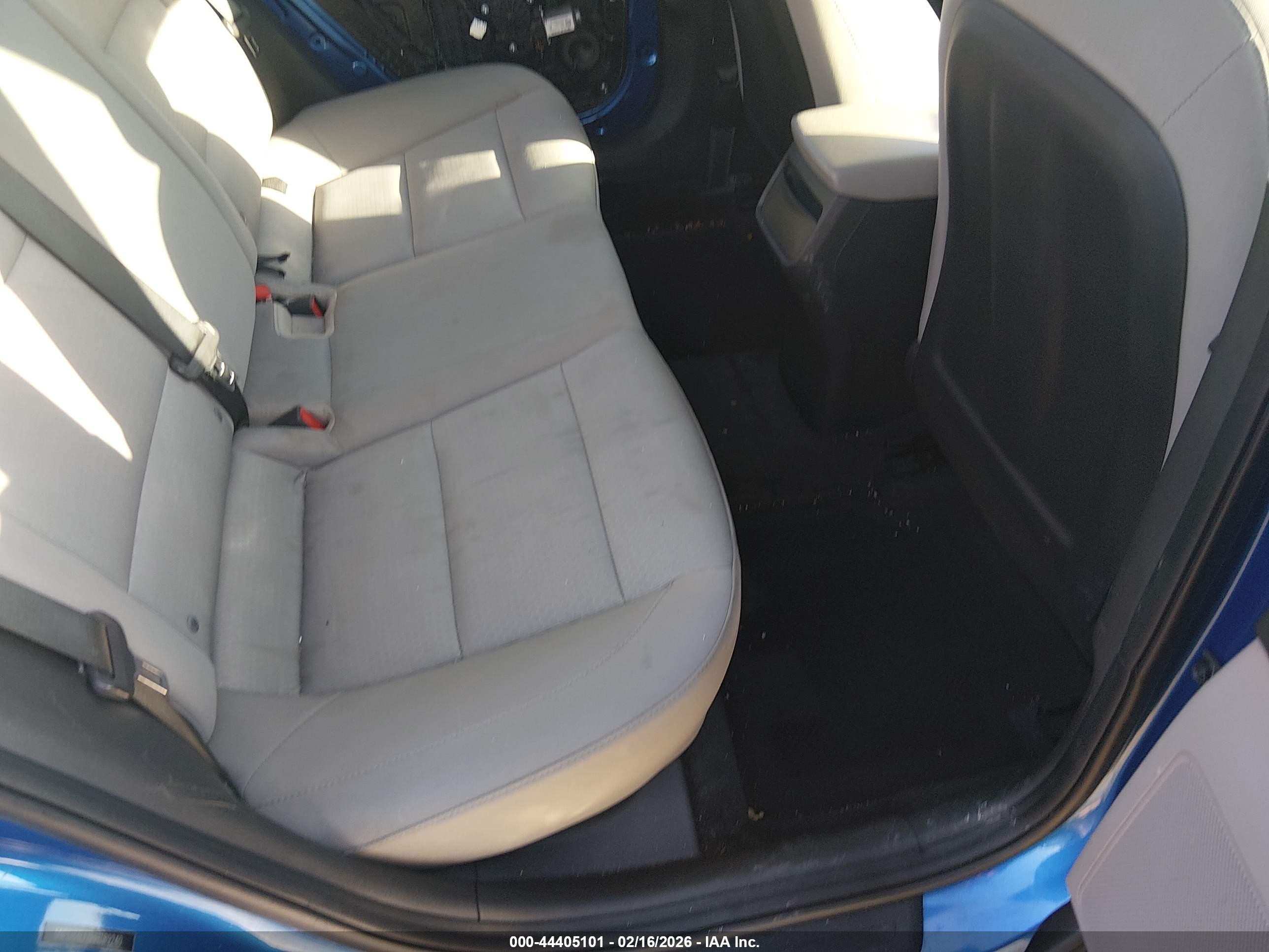 HYUNDAI ELANTRA image 8