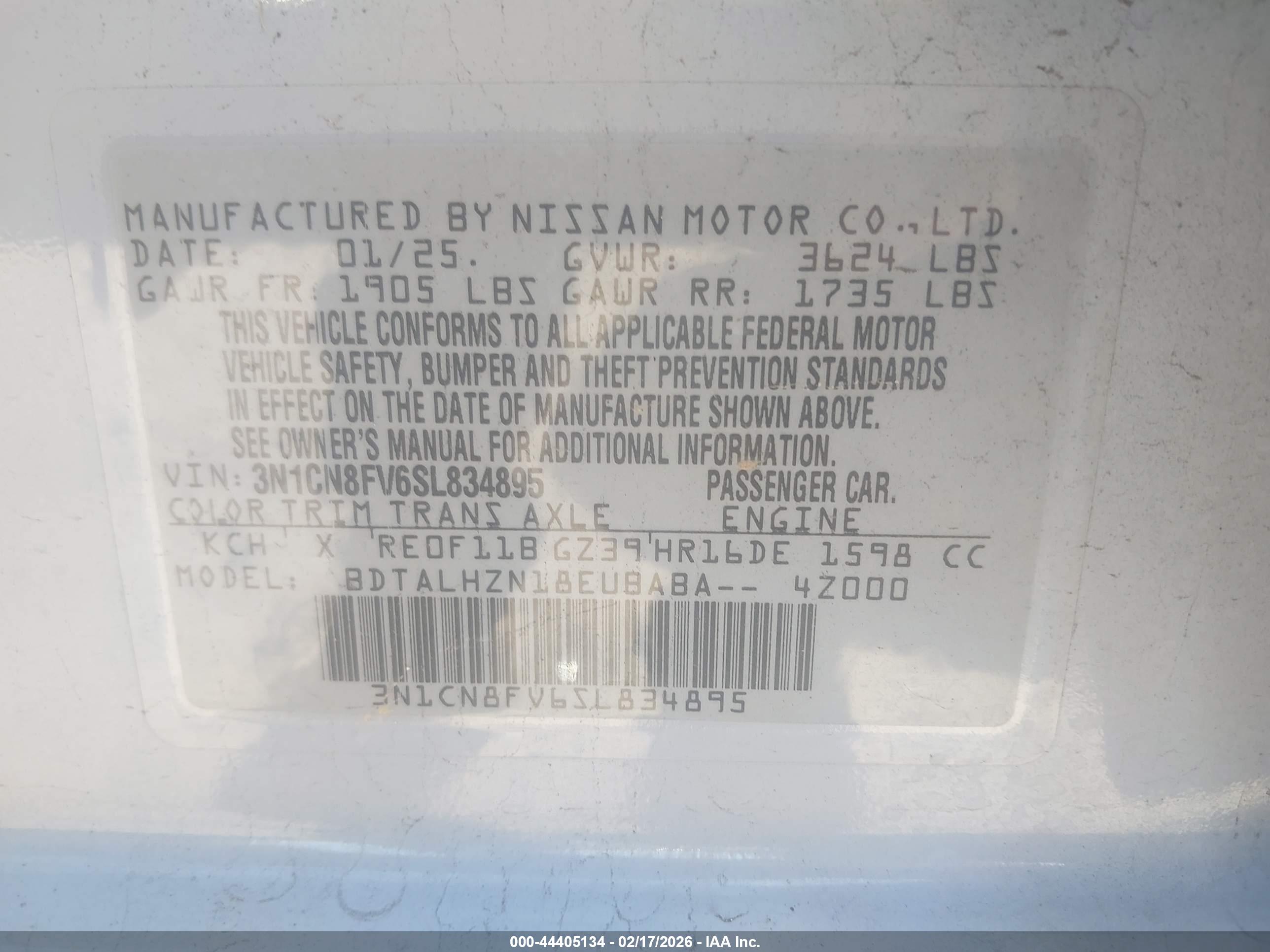 NISSAN VERSA image 9