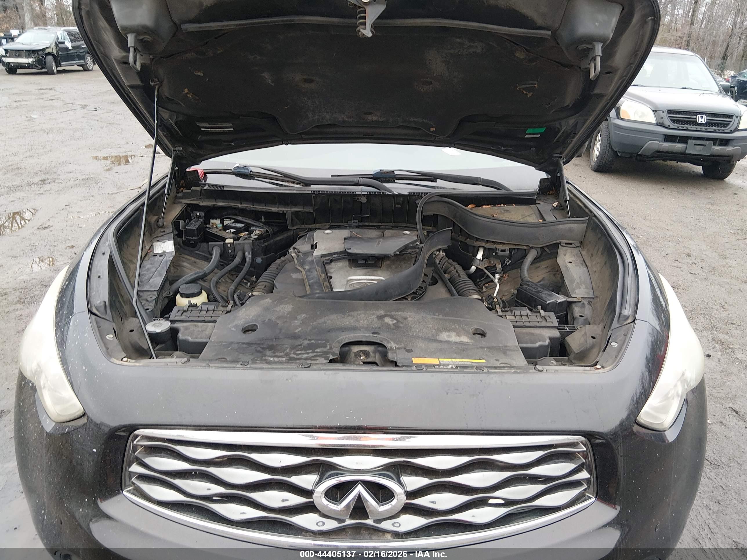 INFINITI FX35 image 10