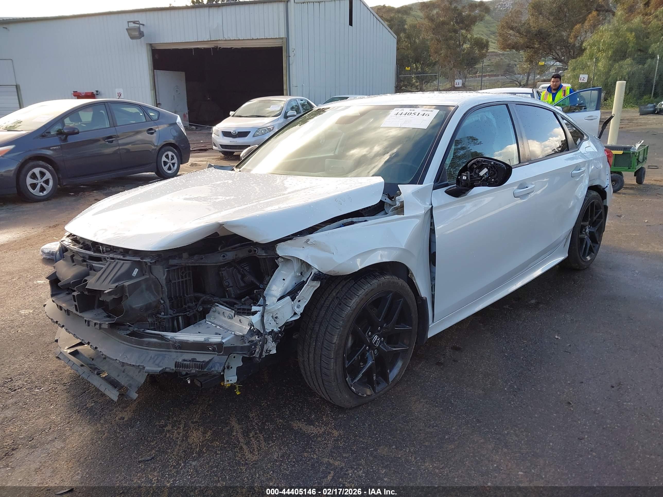 HONDA CIVIC image 2