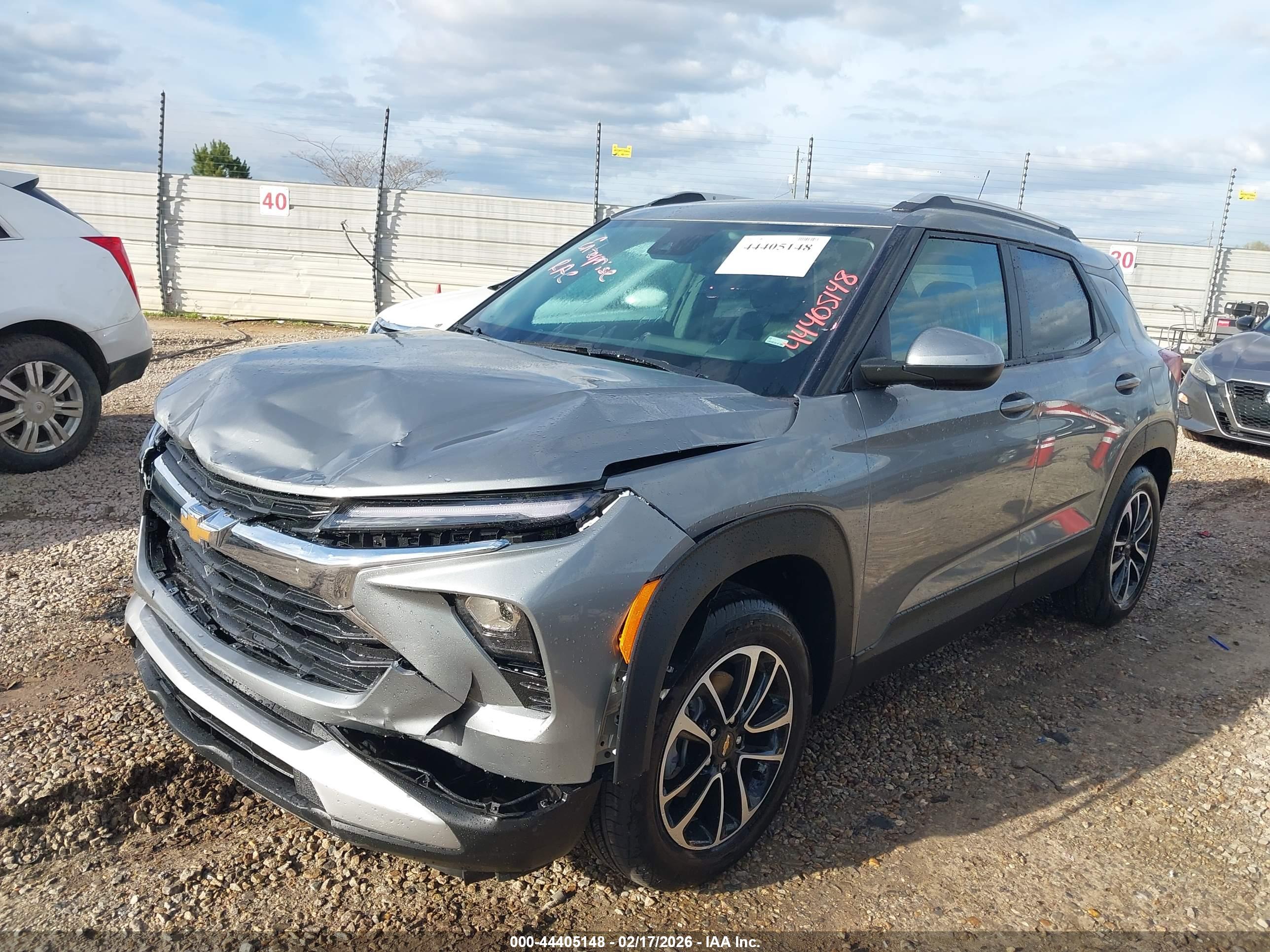 CHEVROLET TRAILBLAZER image 2