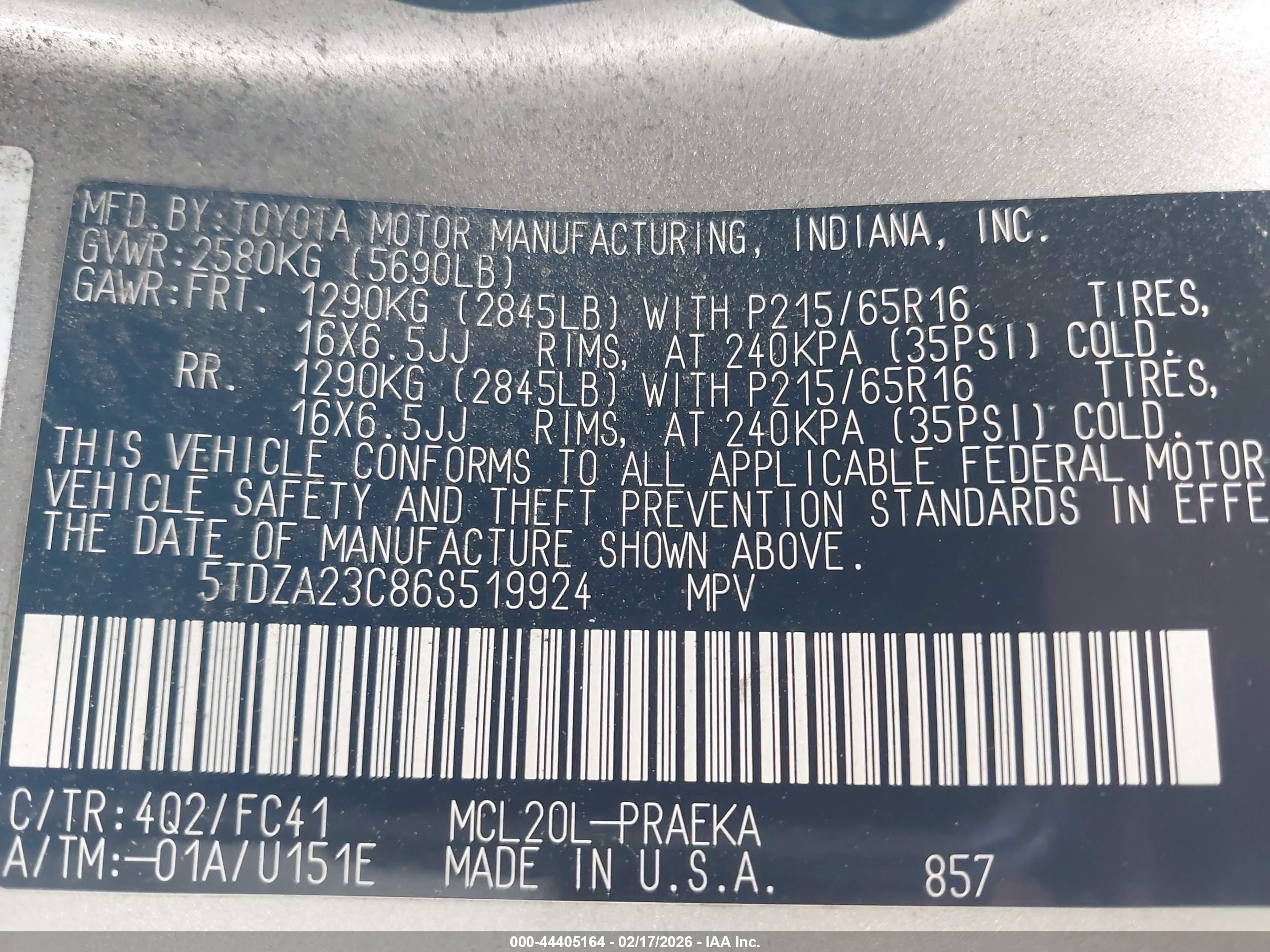 TOYOTA SIENNA image 9