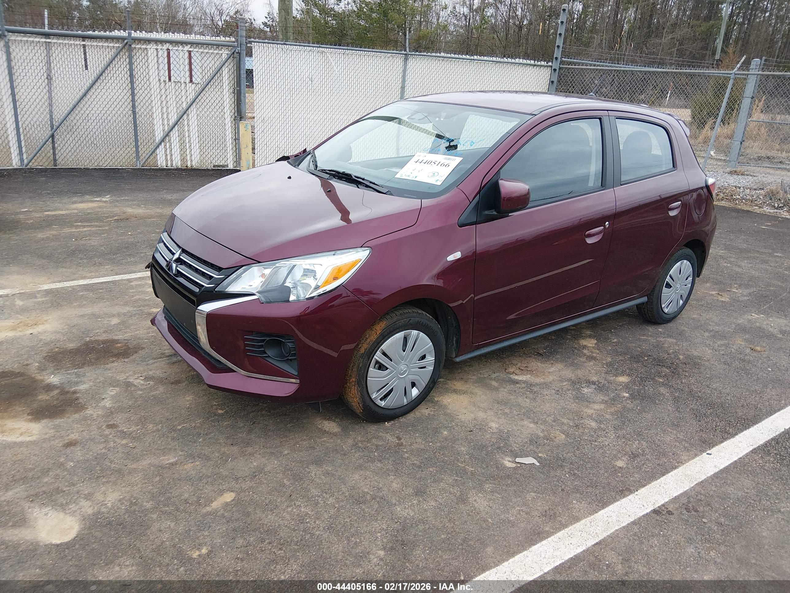 MITSUBISHI MIRAGE image 2