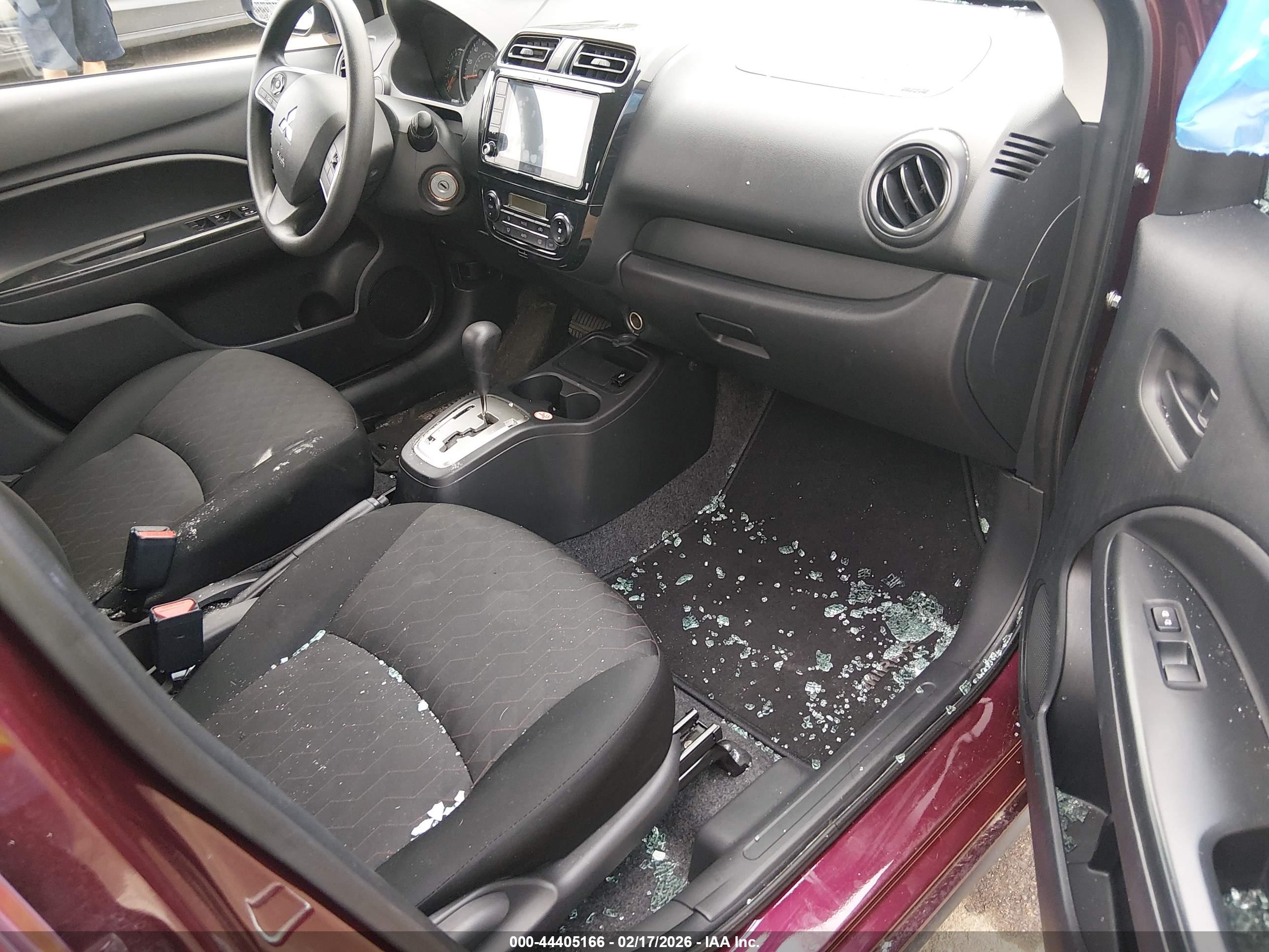 MITSUBISHI MIRAGE image 5