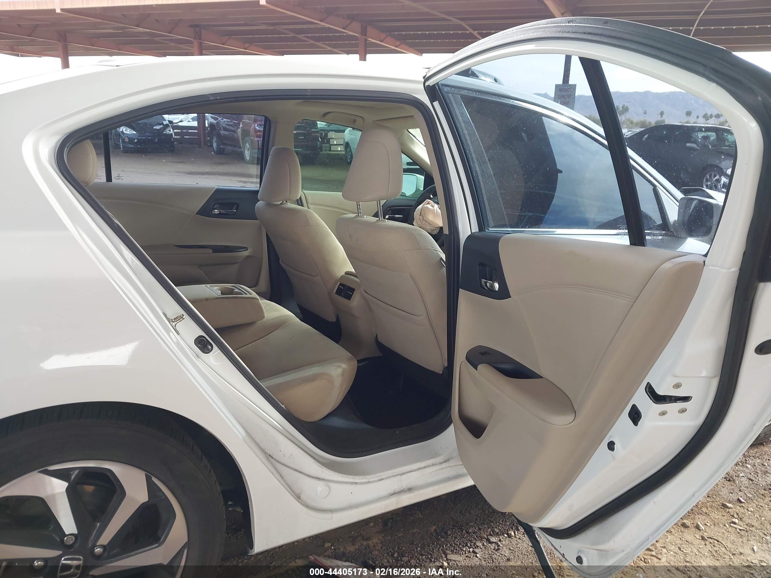 HONDA ACCORD image 8