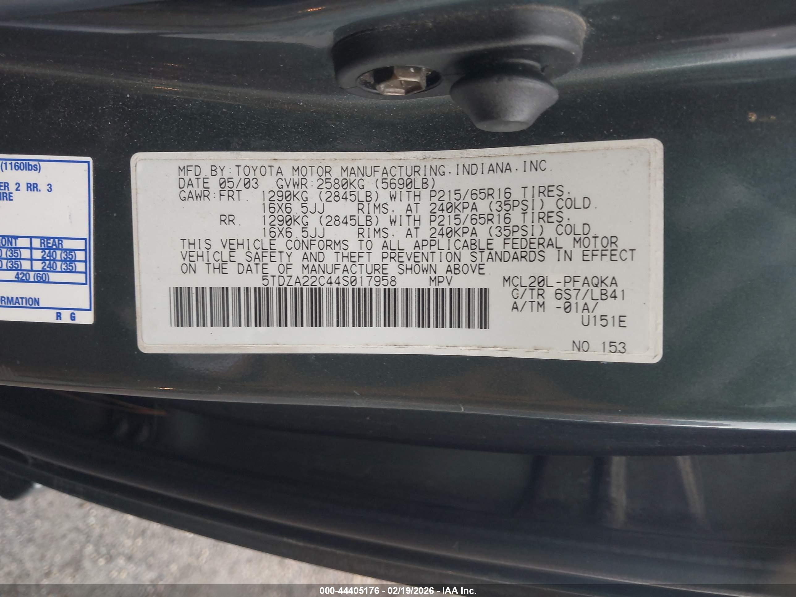TOYOTA SIENNA image 9