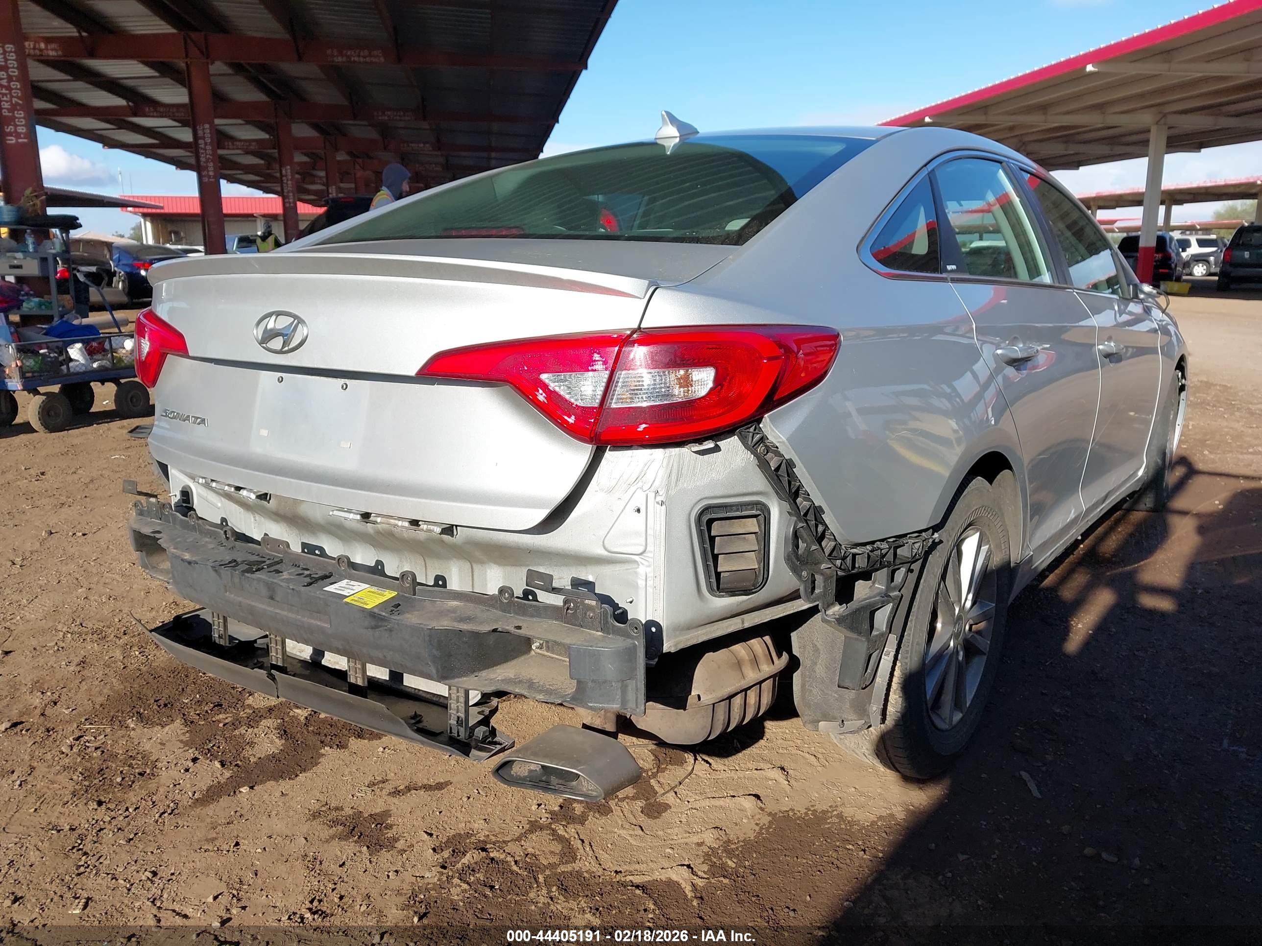 HYUNDAI SONATA image 4