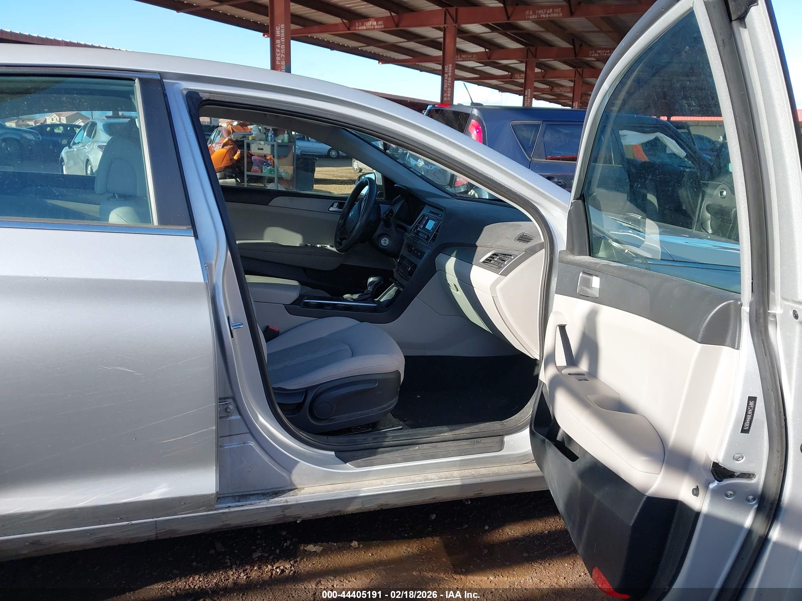 HYUNDAI SONATA image 5