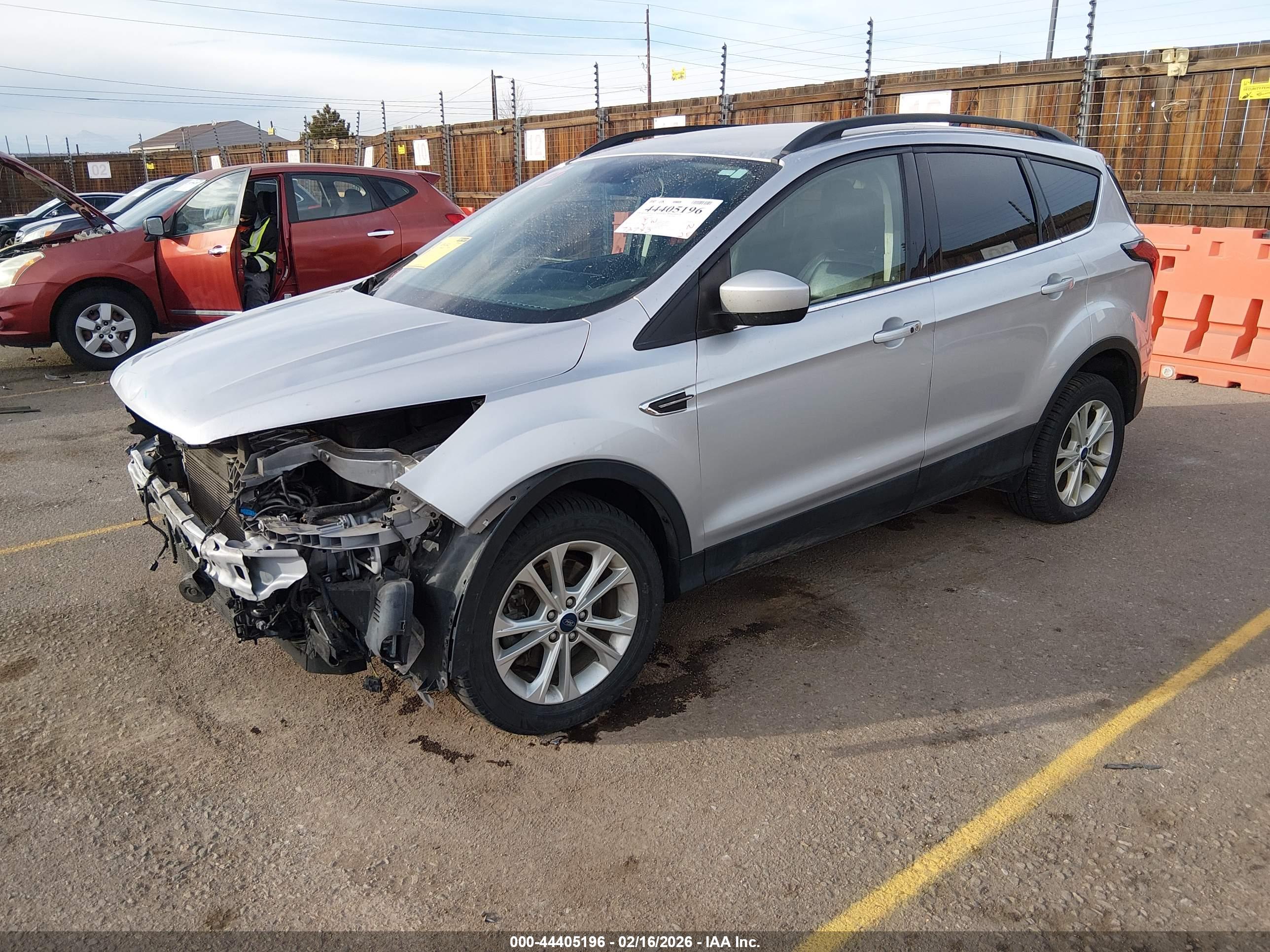 FORD ESCAPE image 2