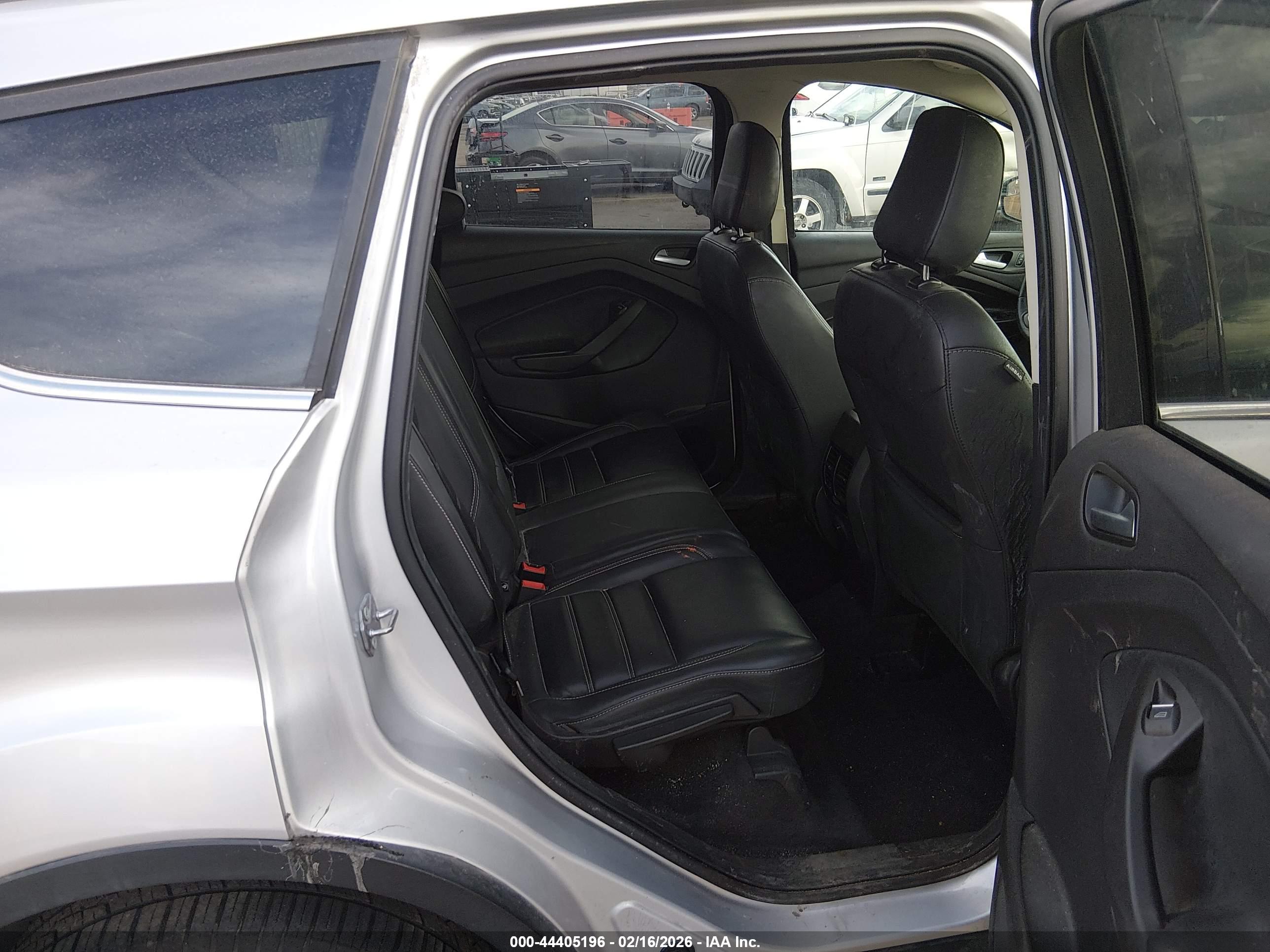 FORD ESCAPE image 8